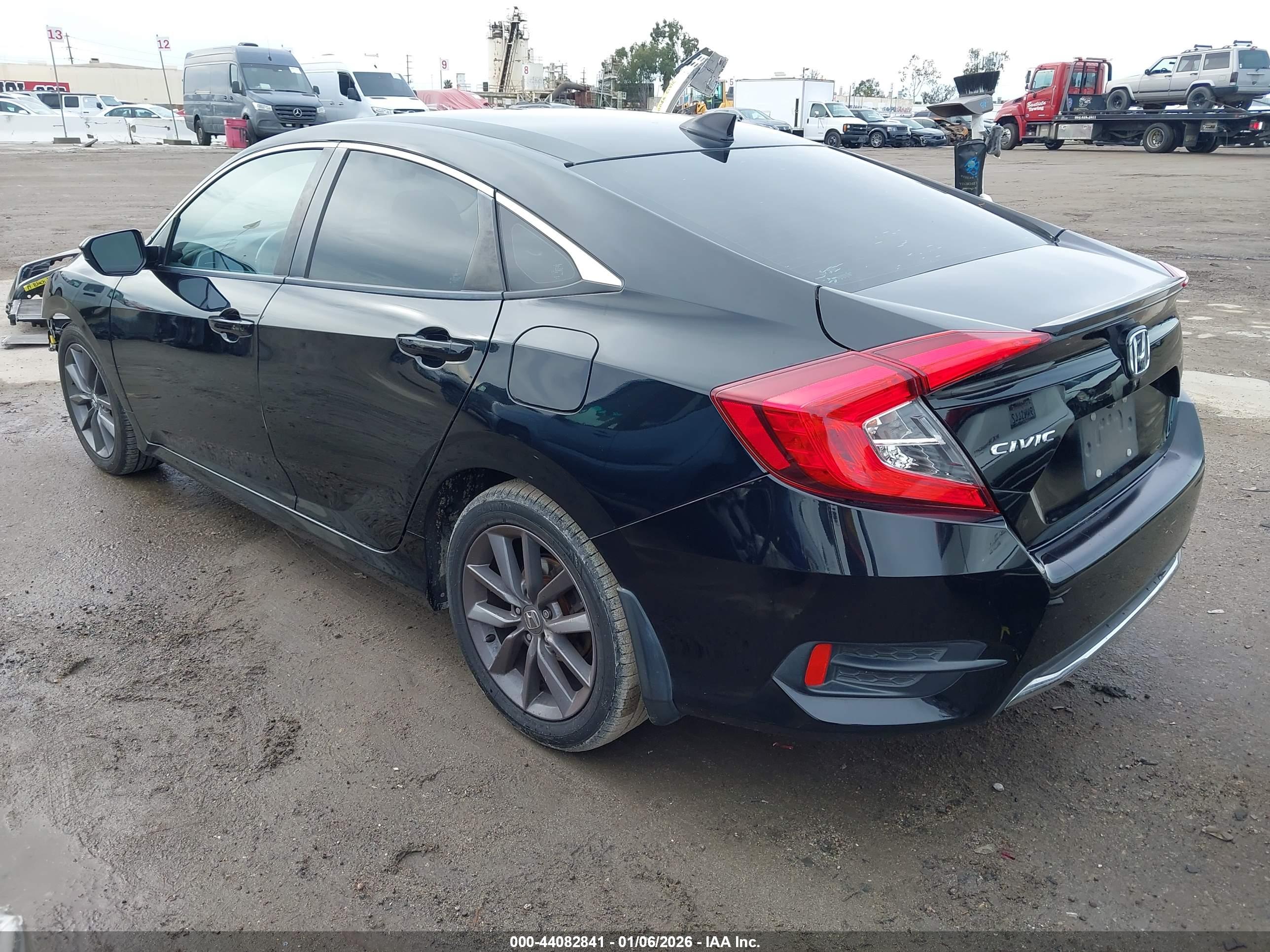 HONDA CIVIC image 3