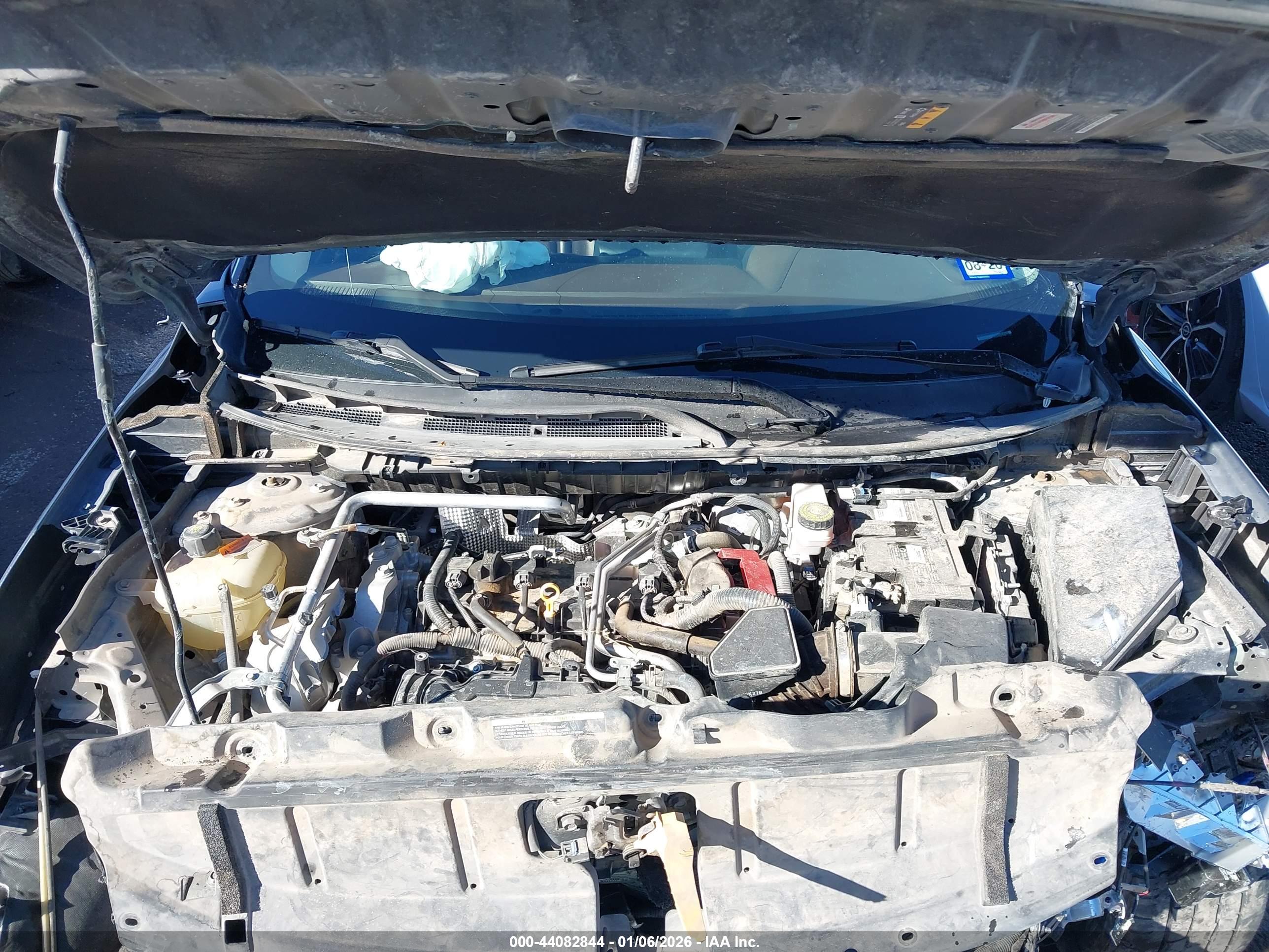 NISSAN ROGUE image 10