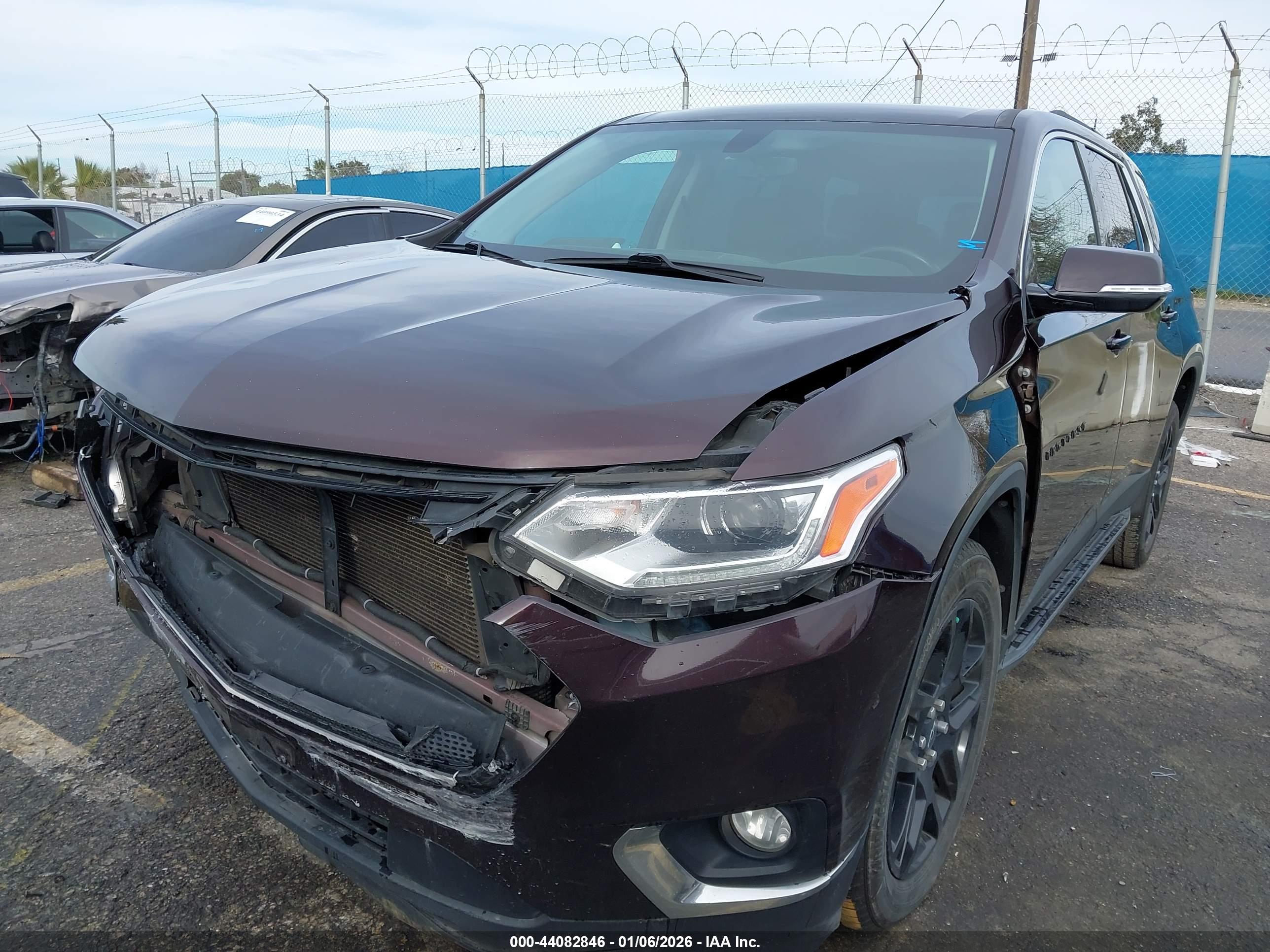 CHEVROLET TRAVERSE image 6