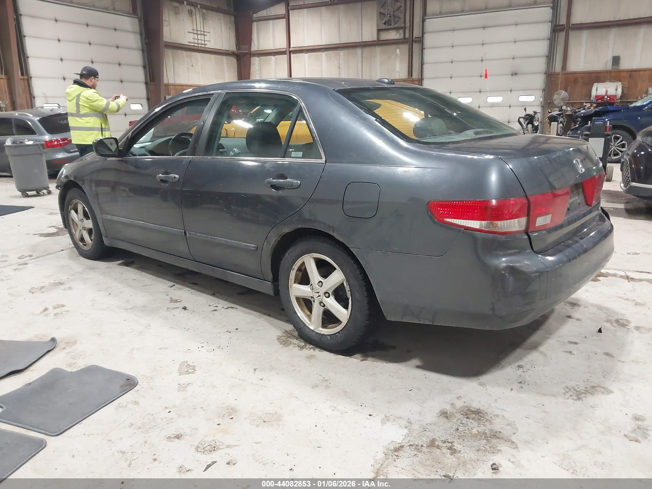 HONDA ACCORD image 3