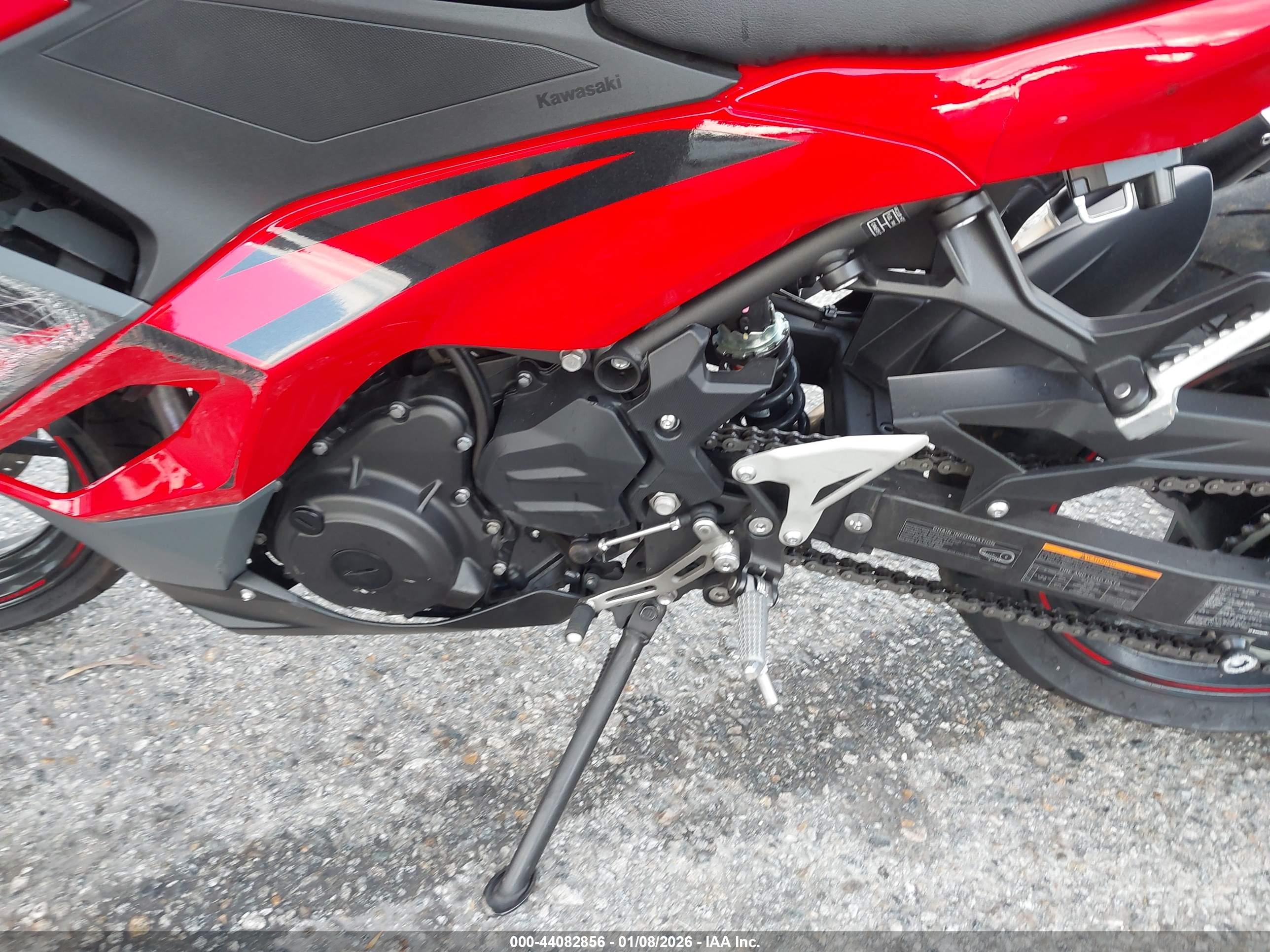 KAWASAKI EX500 image 9