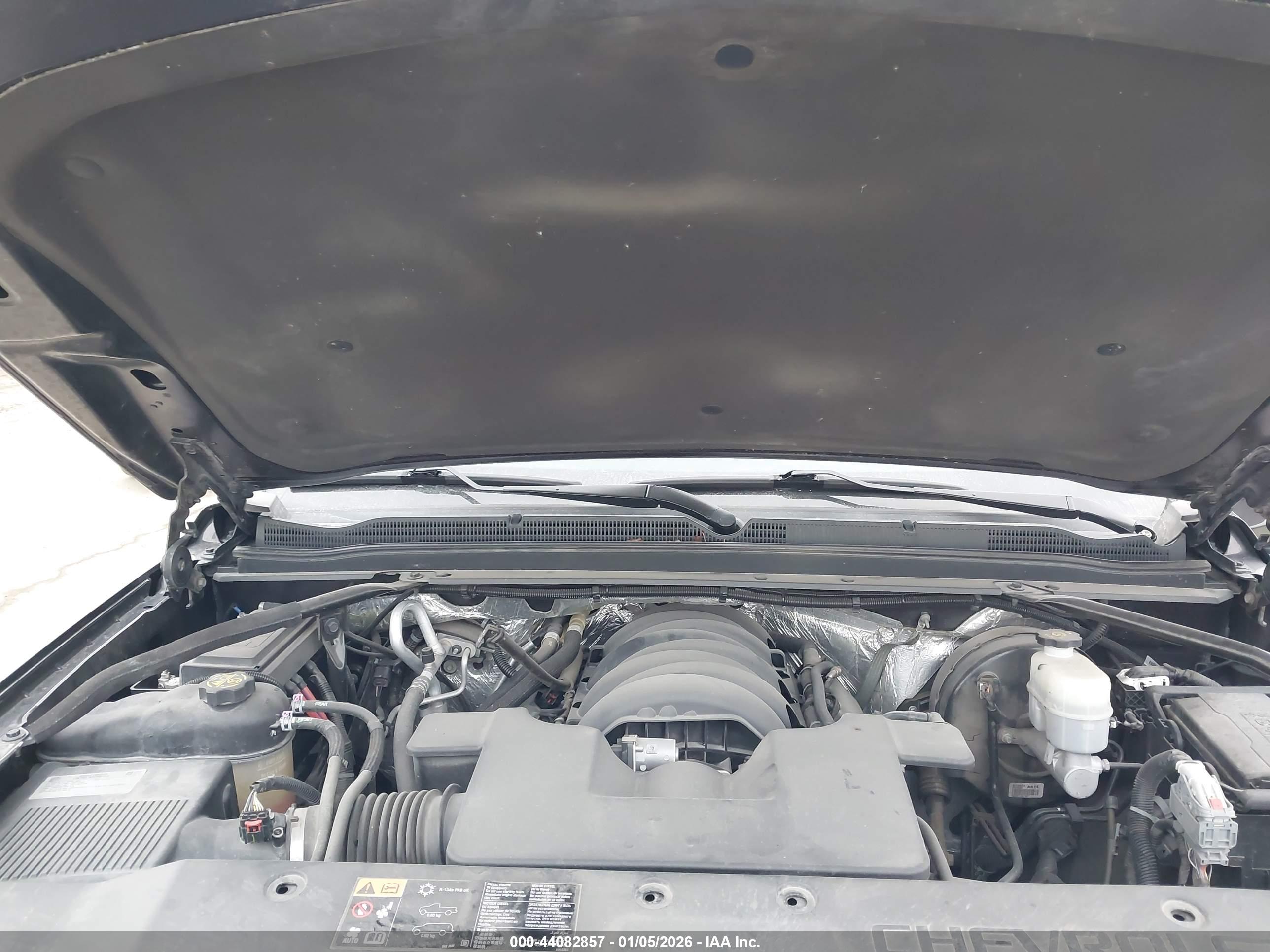 CHEVROLET TAHOE image 10
