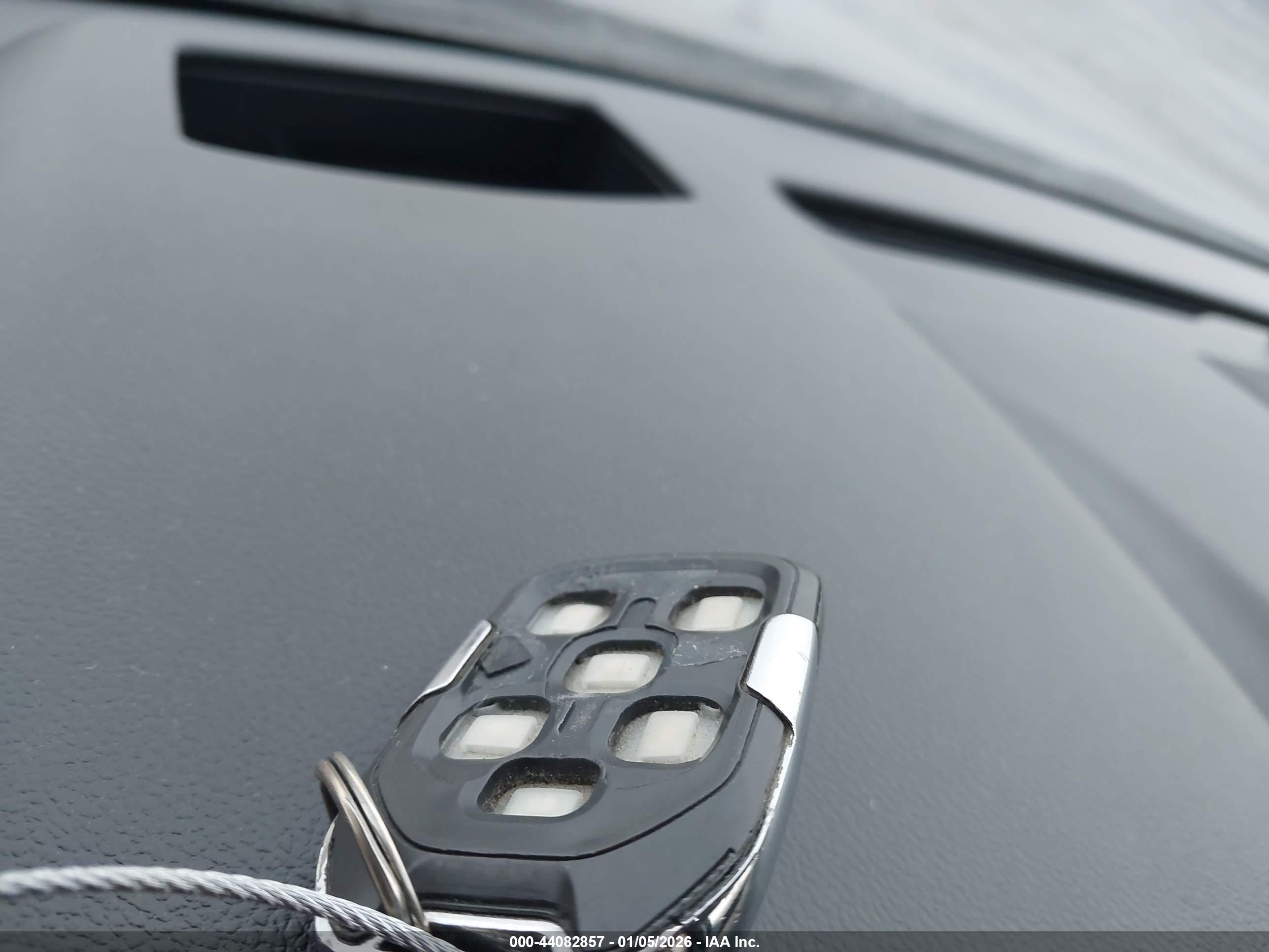 CHEVROLET TAHOE image 11