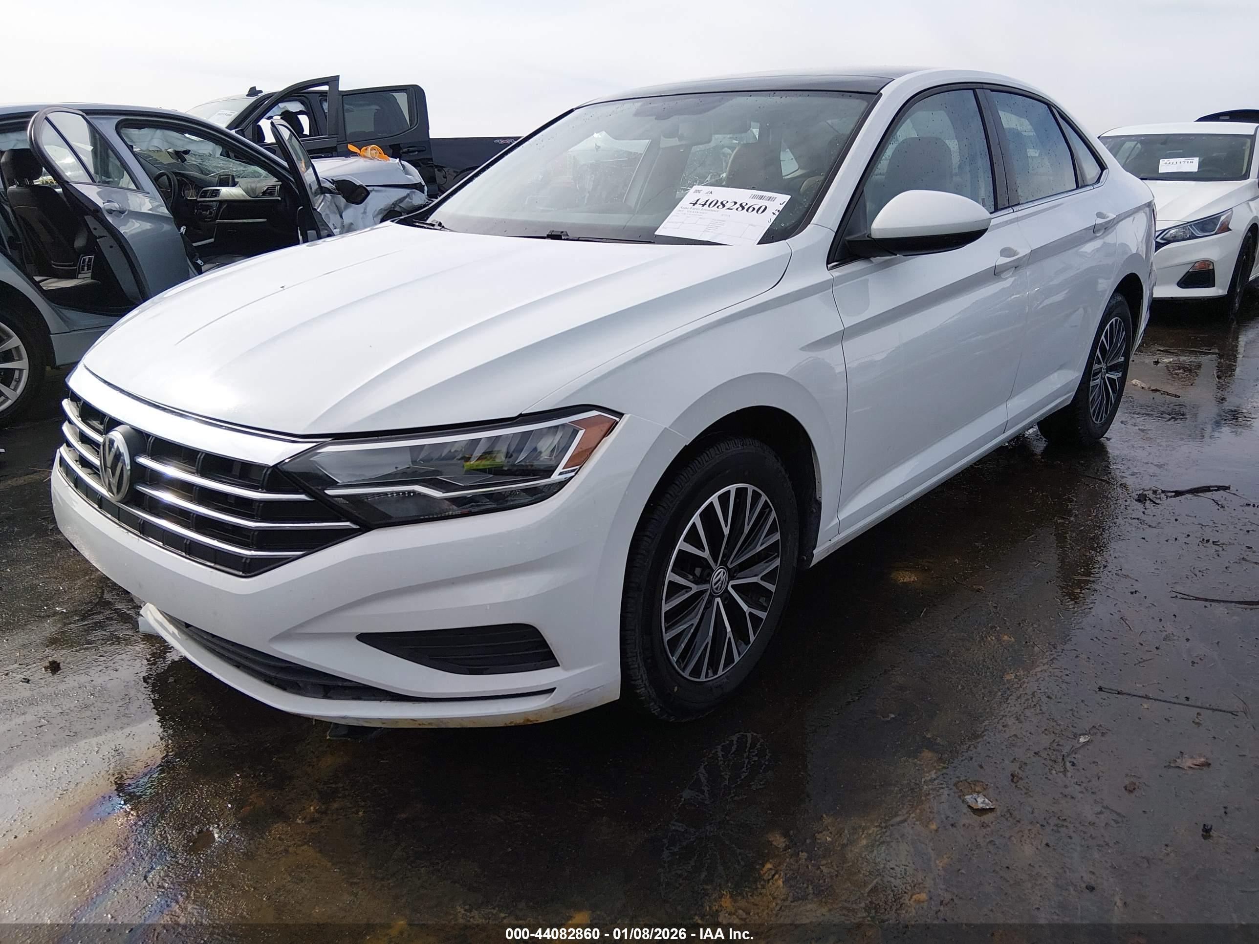 VOLKSWAGEN JETTA image 2