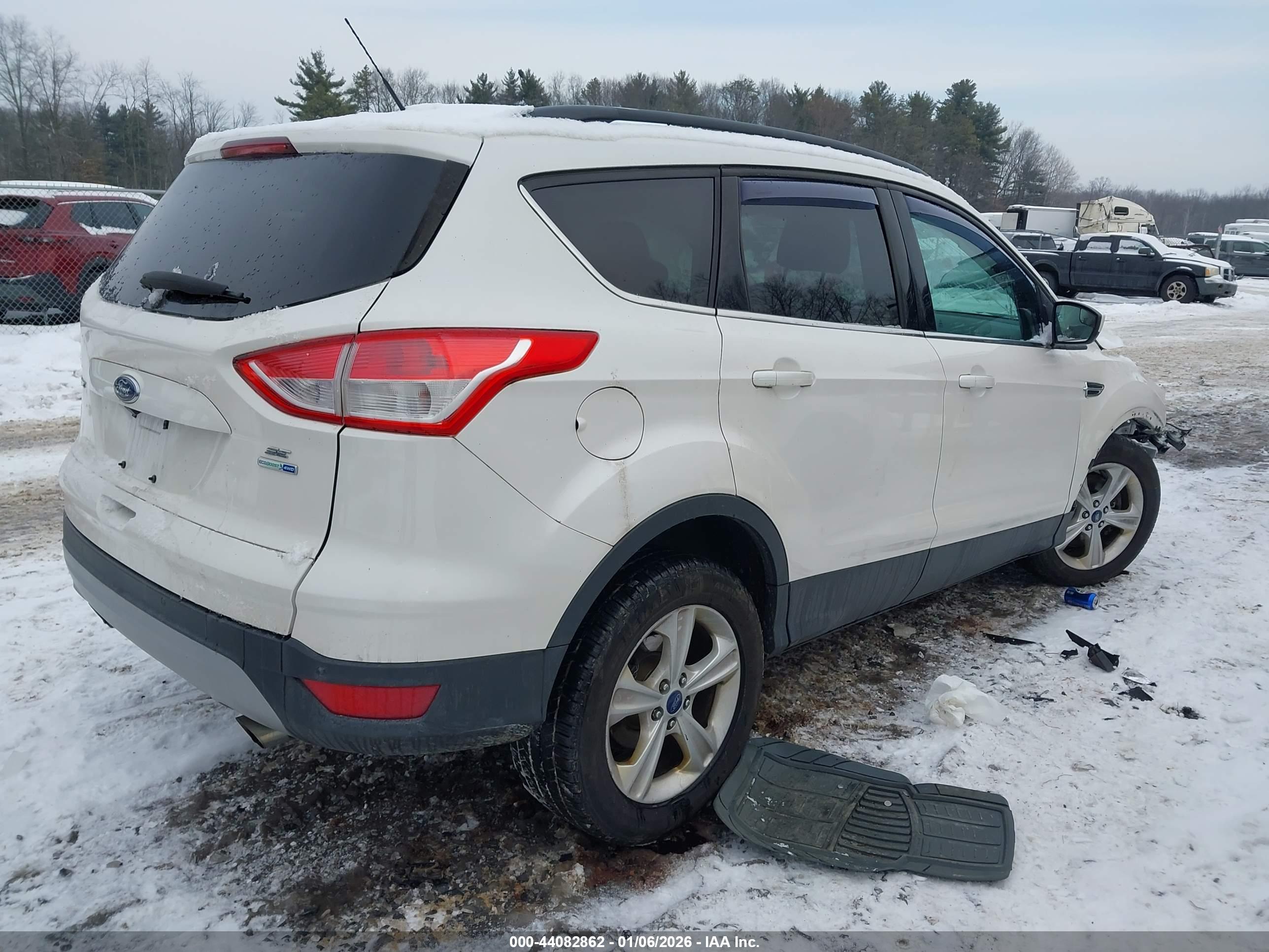 FORD ESCAPE image 4
