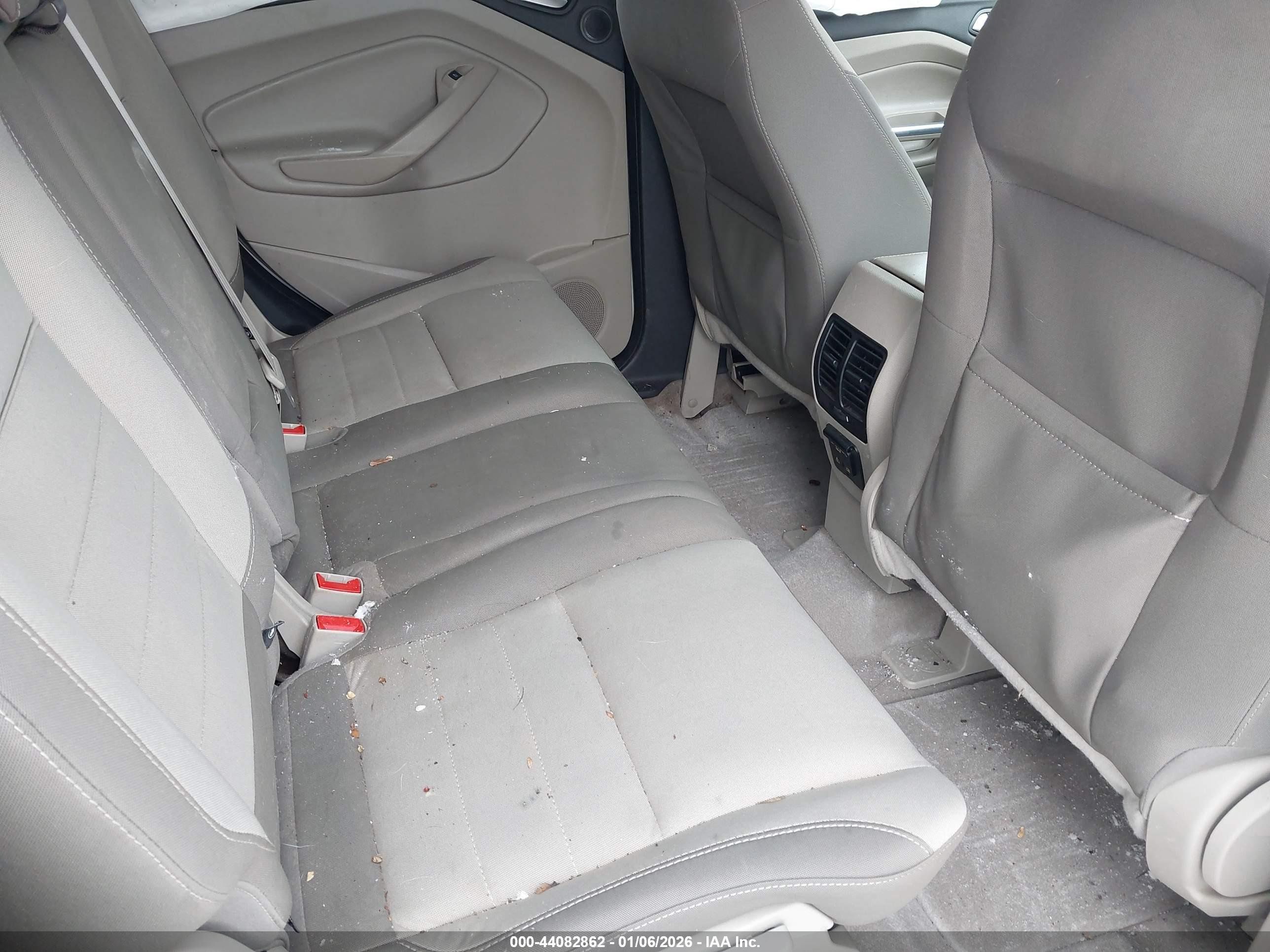 FORD ESCAPE image 8
