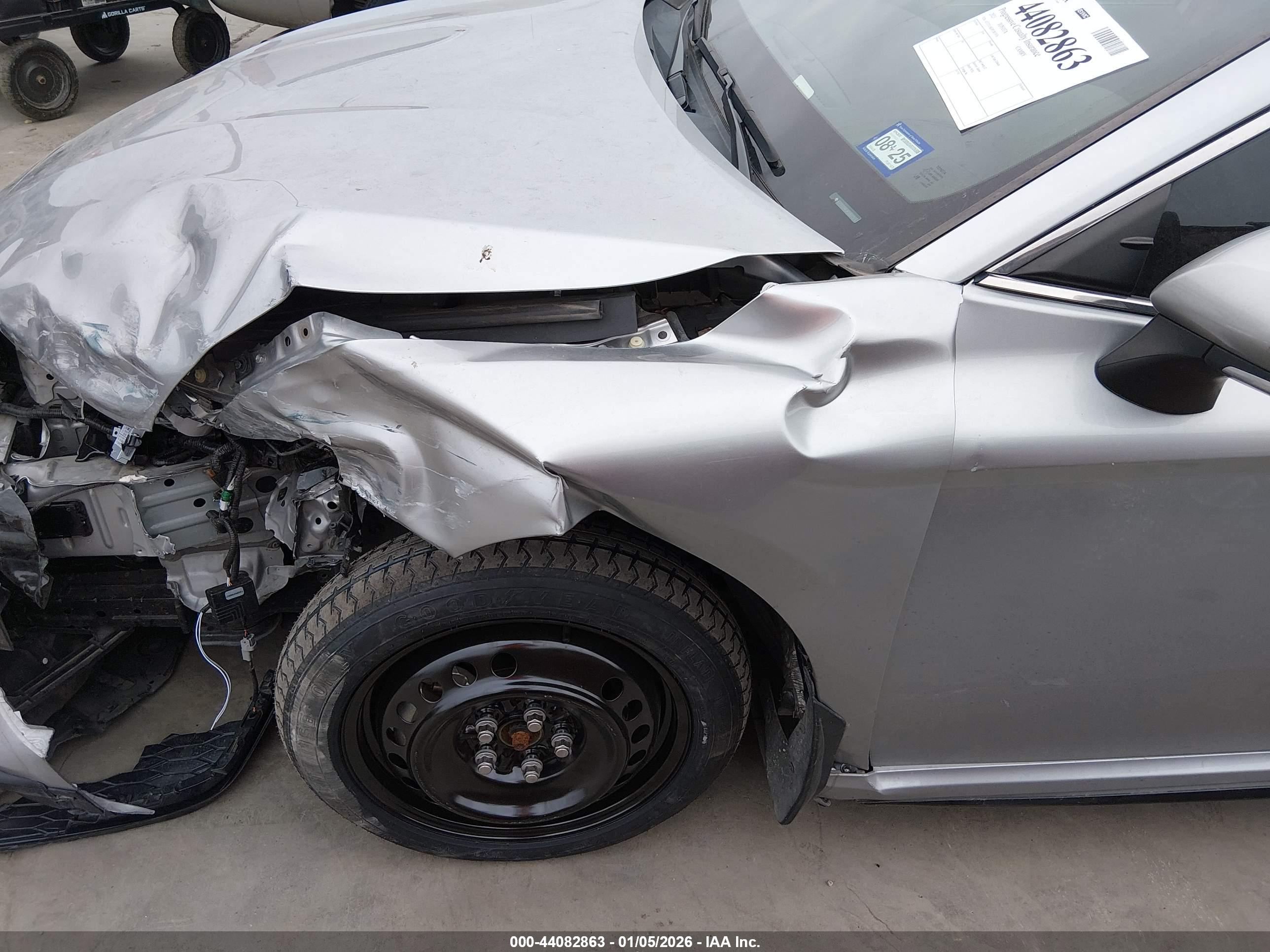TOYOTA CAMRY image 6