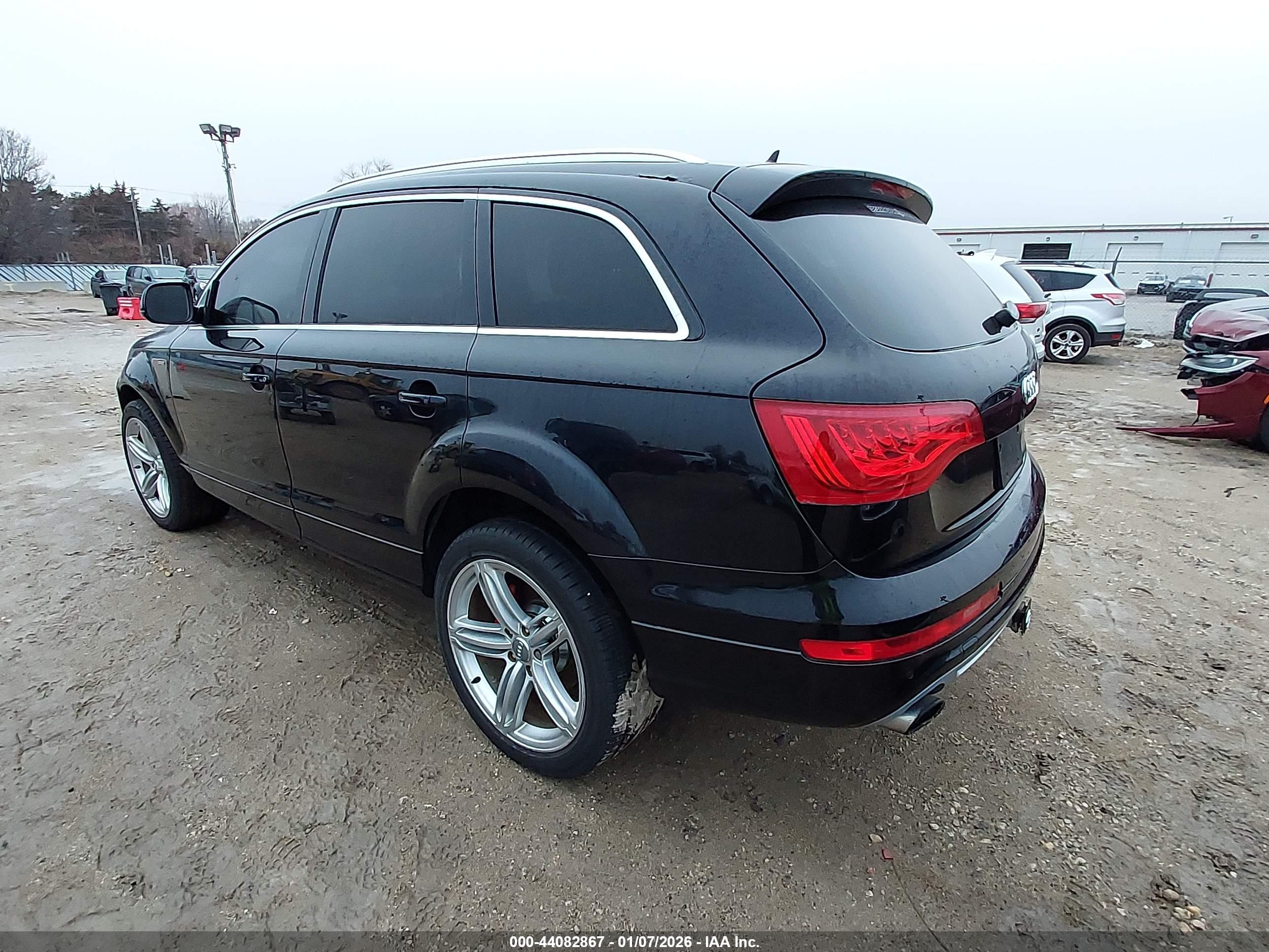 AUDI Q7 image 3