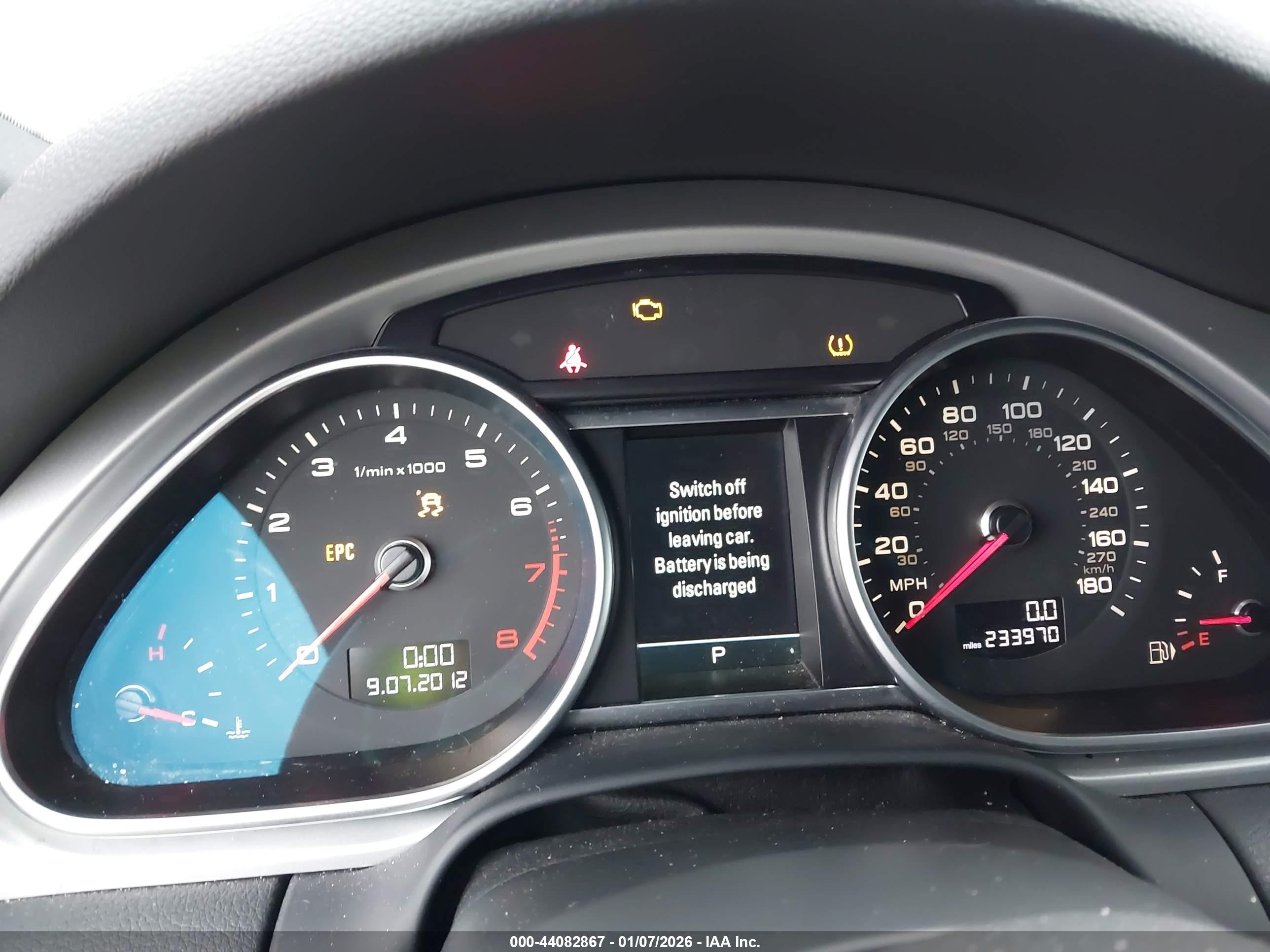 AUDI Q7 image 7