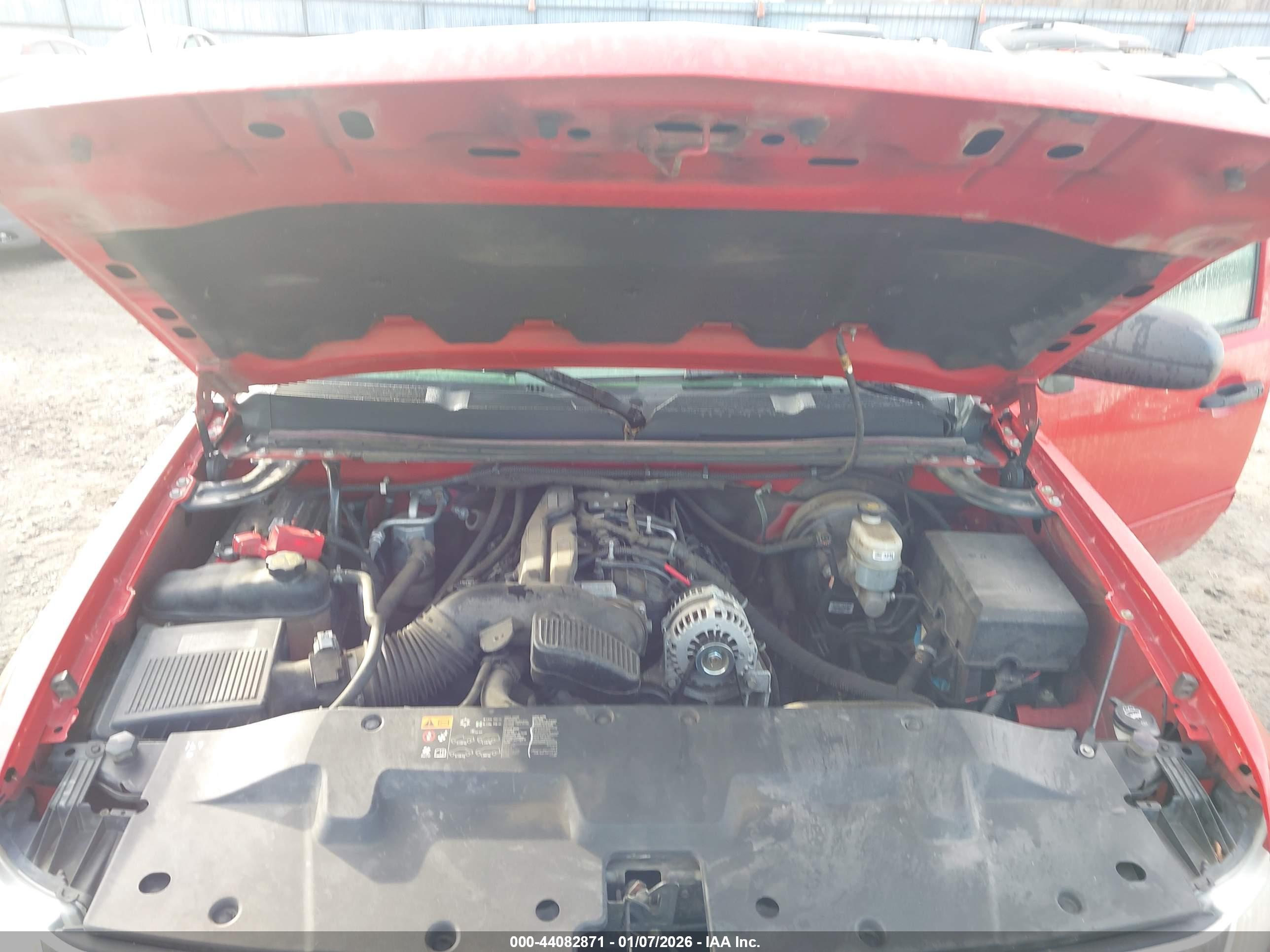 CHEVROLET SILVERADO image 10