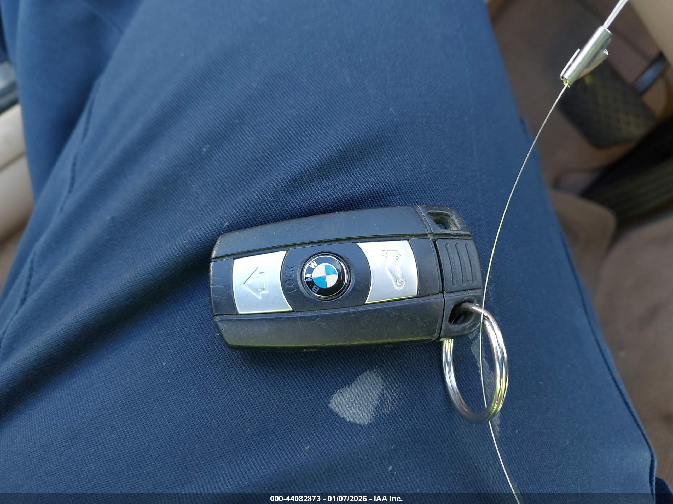 BMW 328I image 11