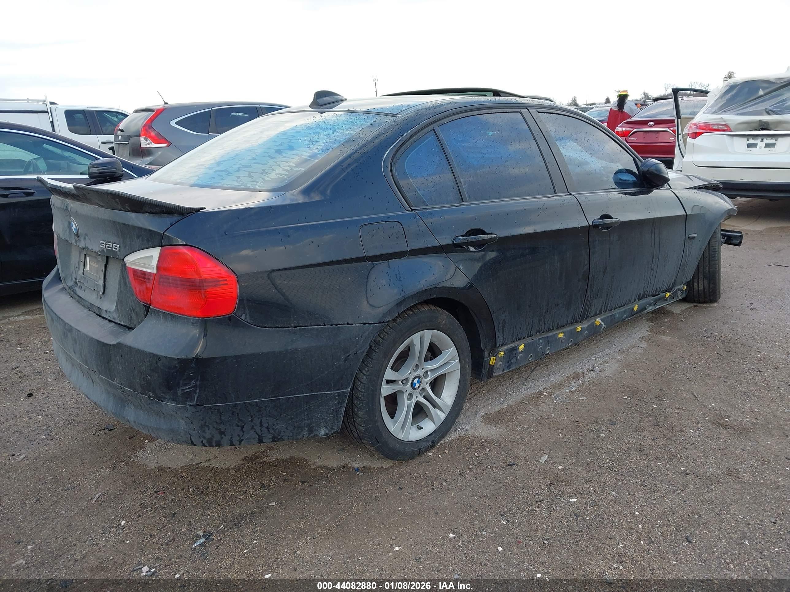 BMW 328I image 4