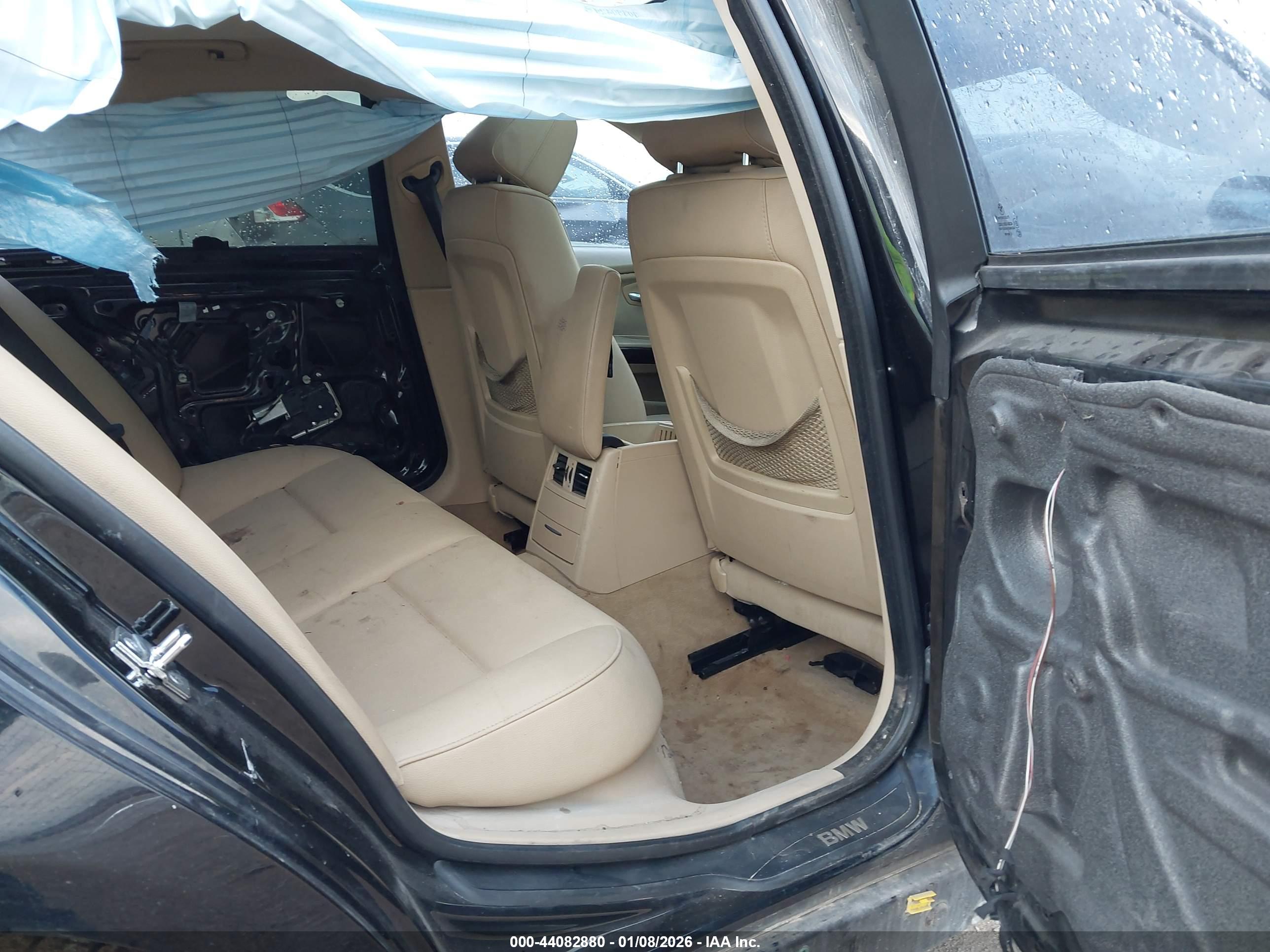 BMW 328I image 8