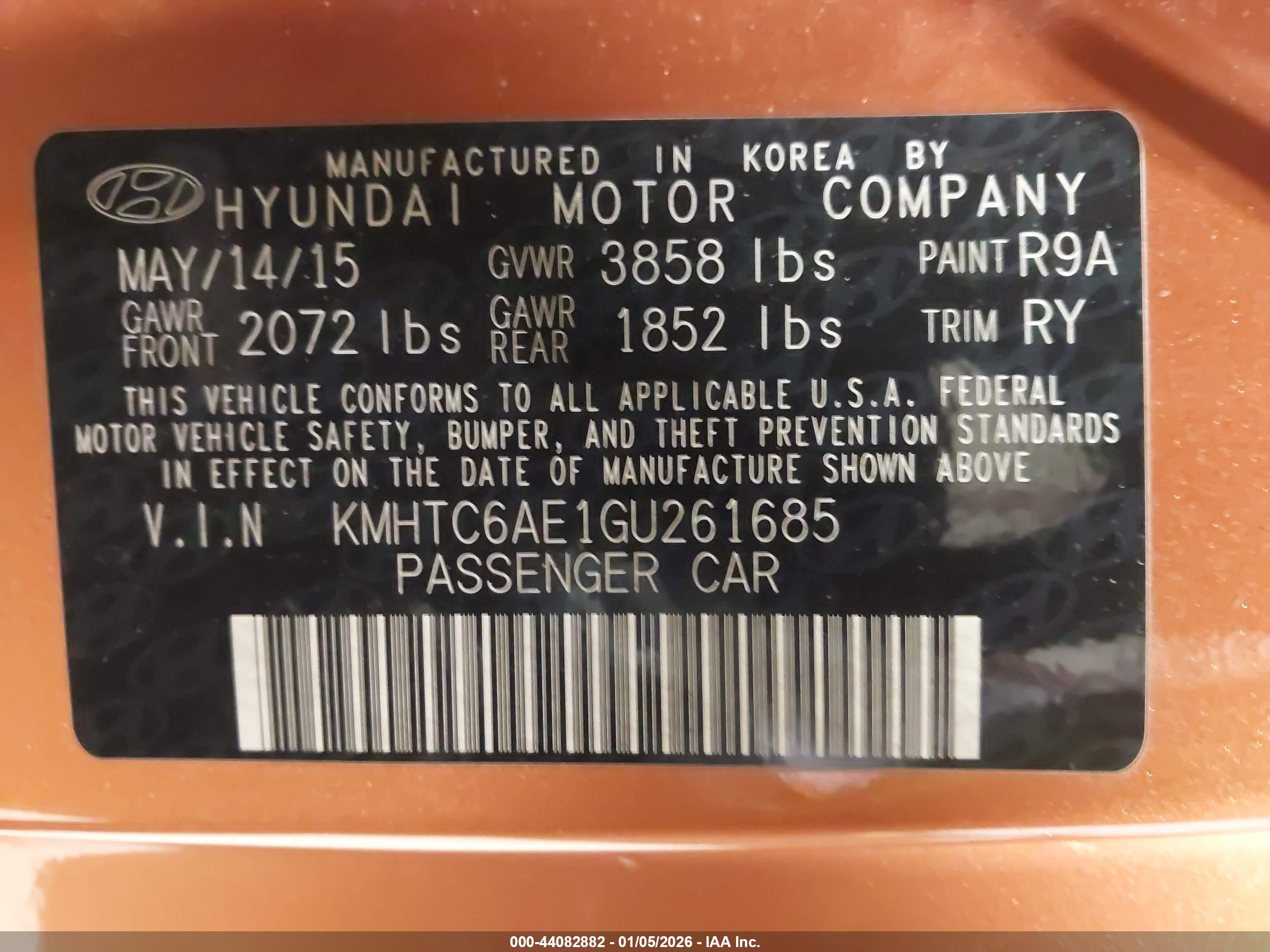 HYUNDAI VELOSTER image 9