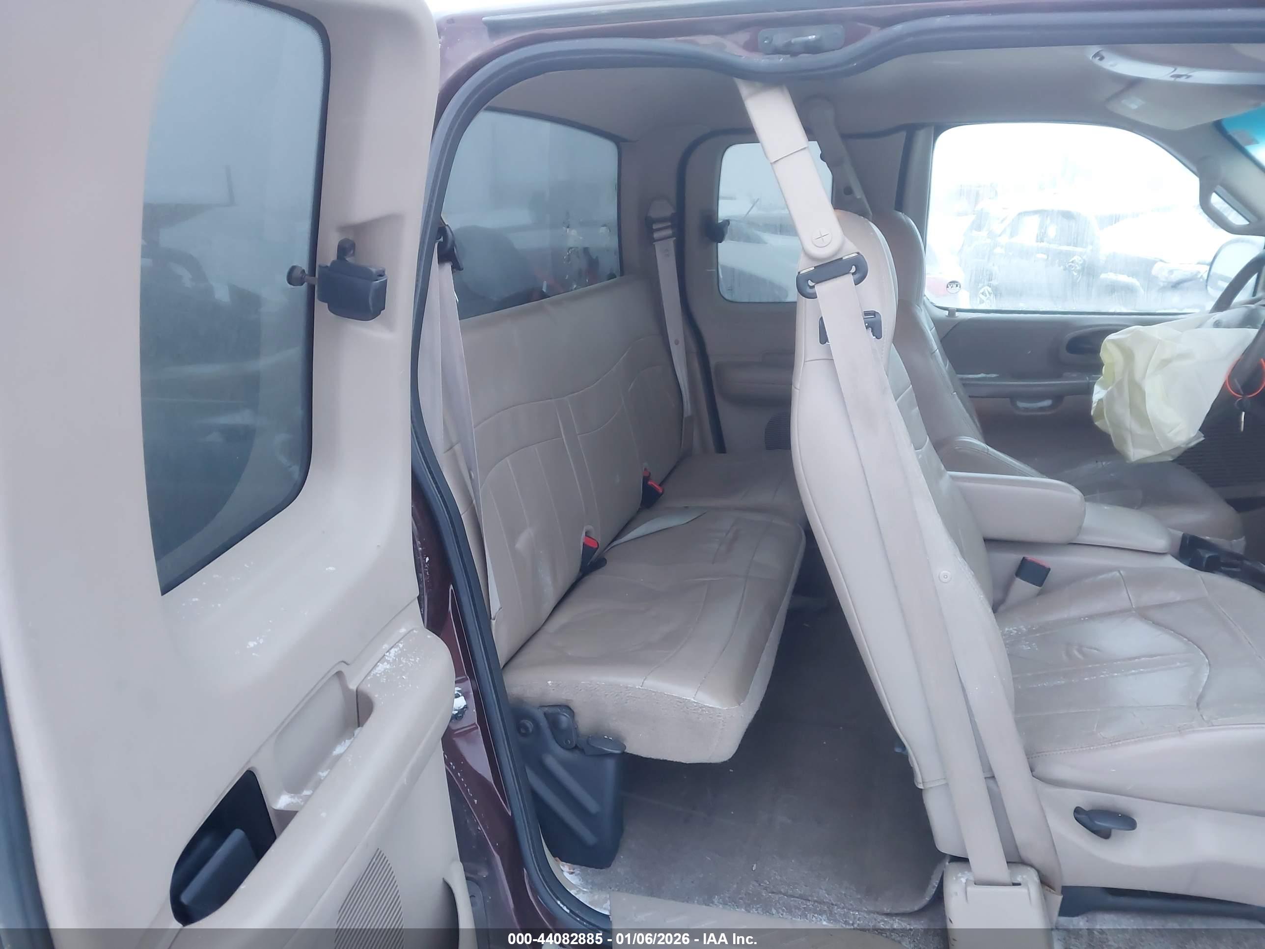 FORD F-150 image 8