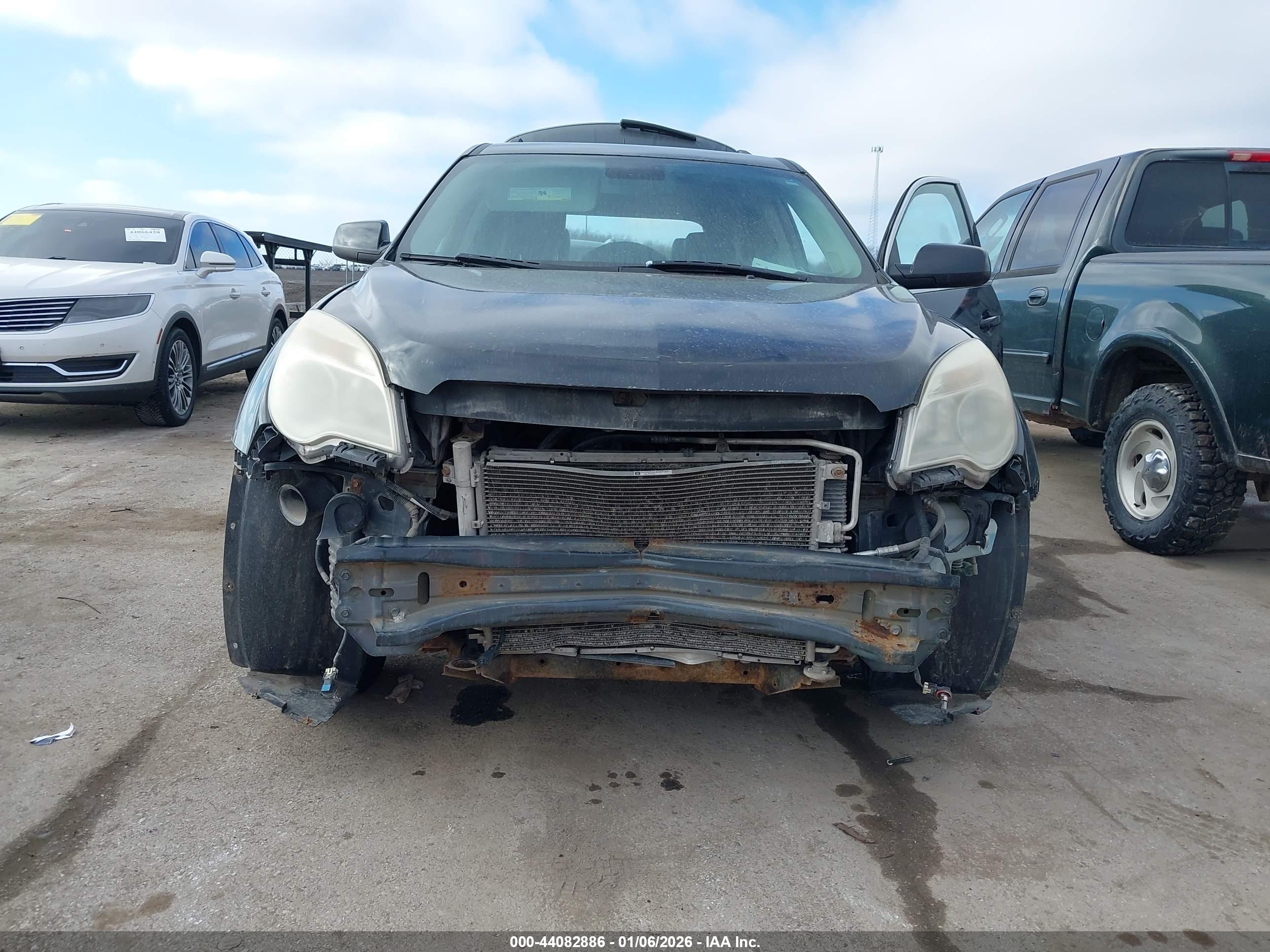 CHEVROLET EQUINOX image 6