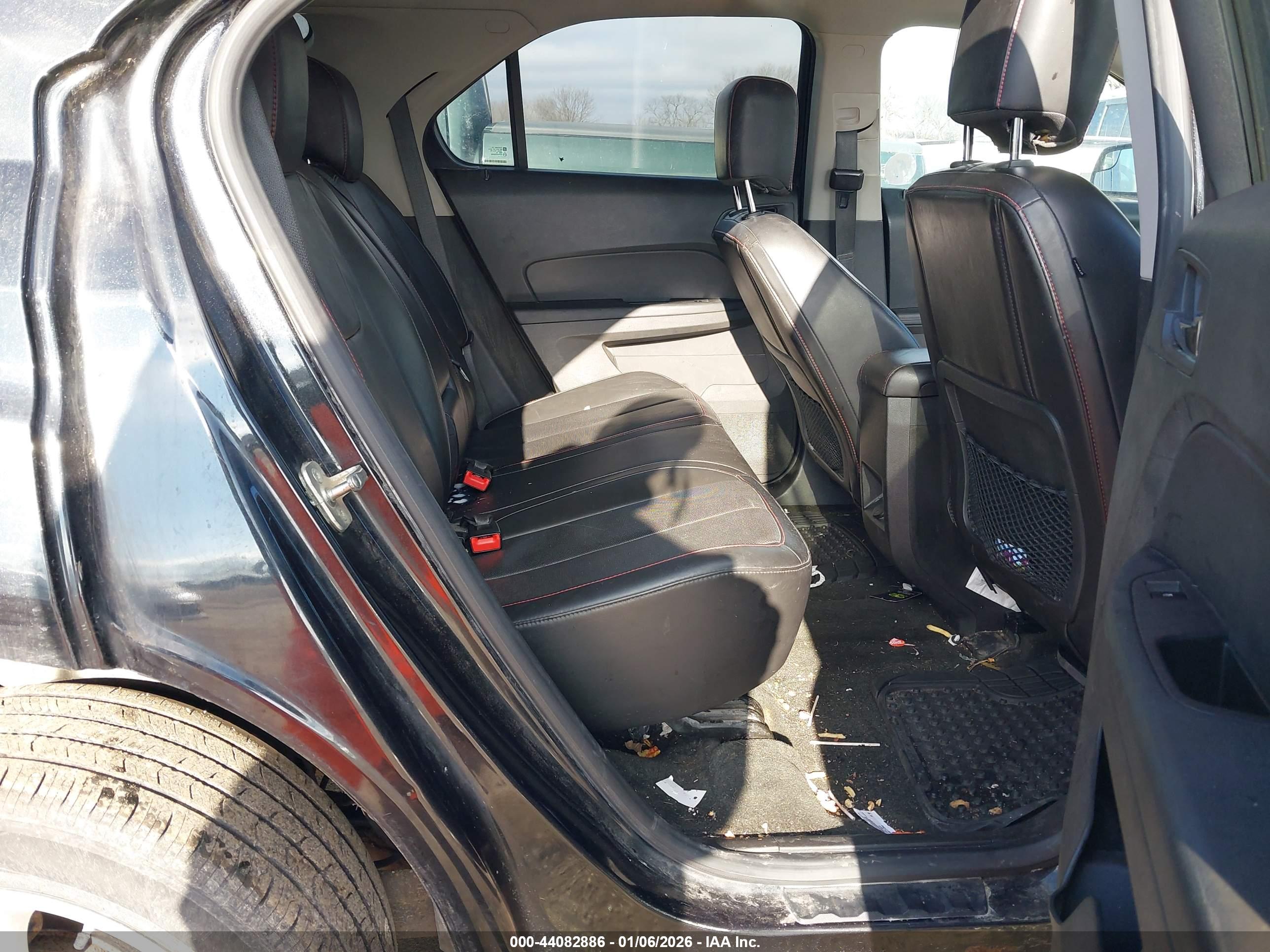 CHEVROLET EQUINOX image 8
