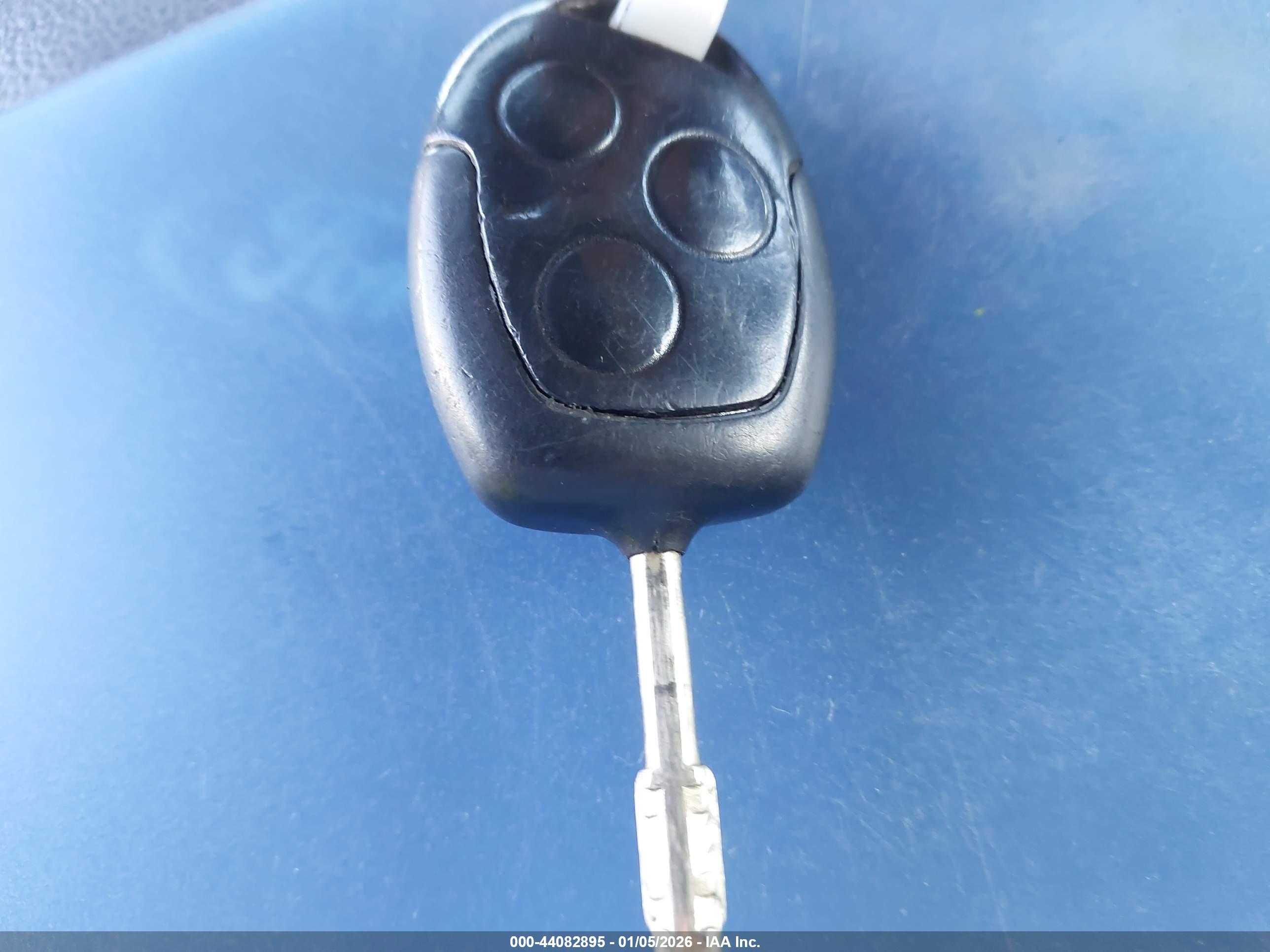 FORD TRANSIT image 11