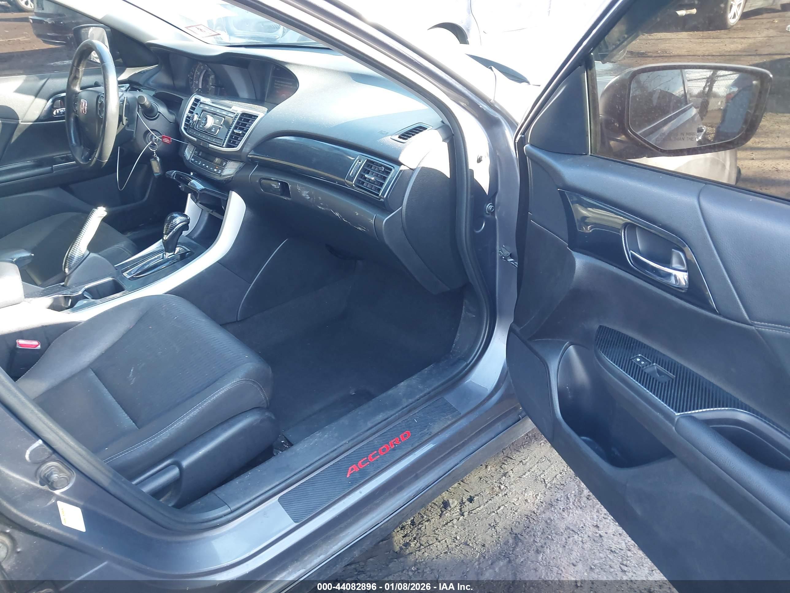 HONDA ACCORD image 5