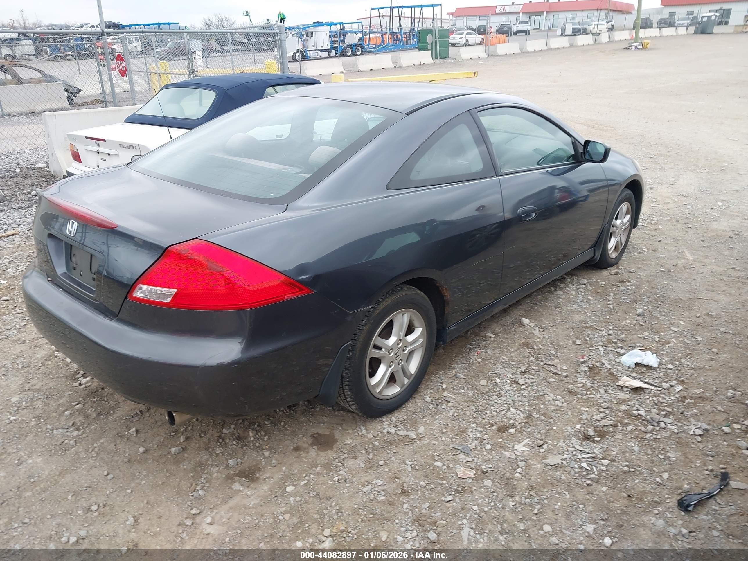 HONDA ACCORD image 4