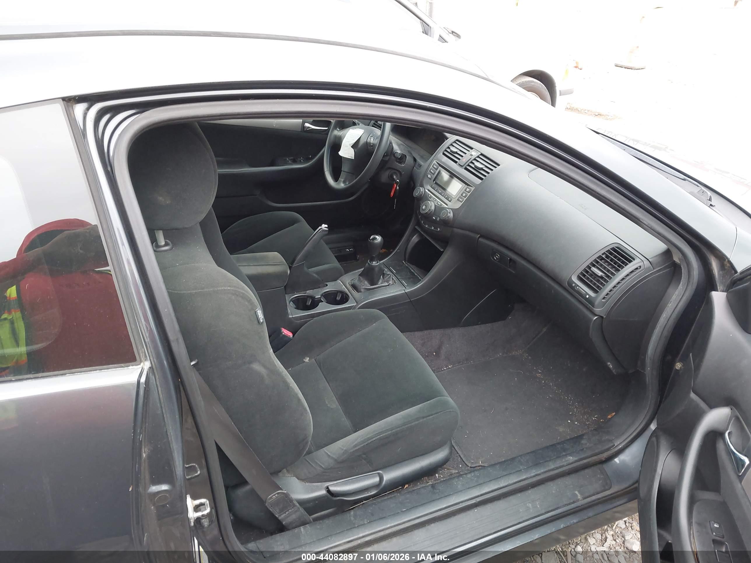HONDA ACCORD image 5