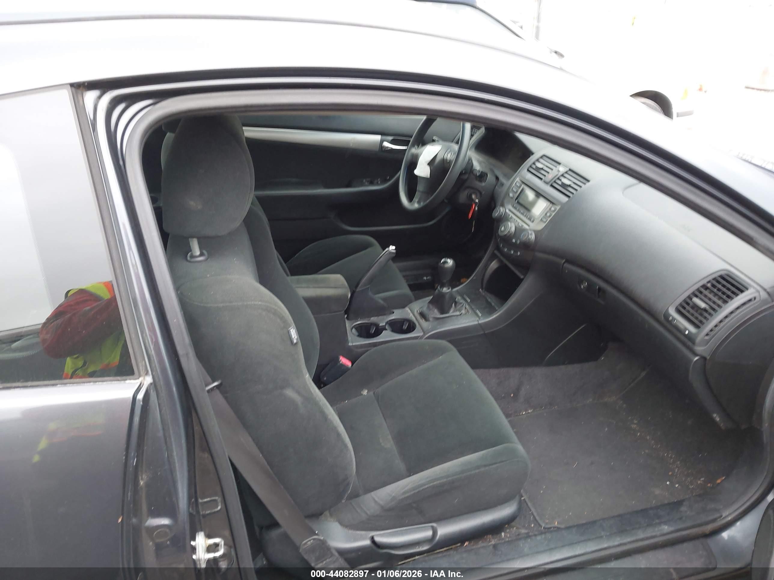 HONDA ACCORD image 8