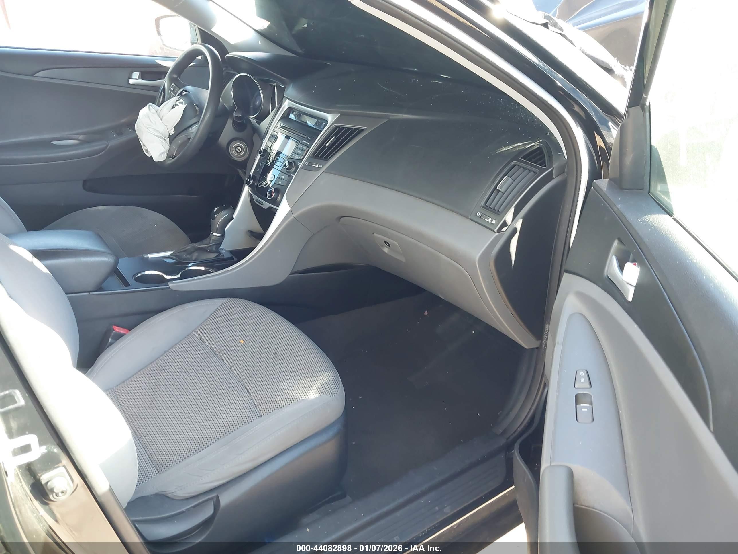 HYUNDAI SONATA image 5