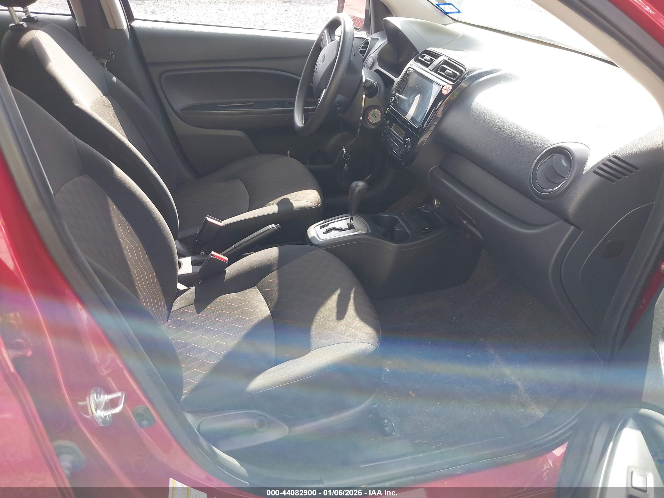 MITSUBISHI MIRAGE image 5