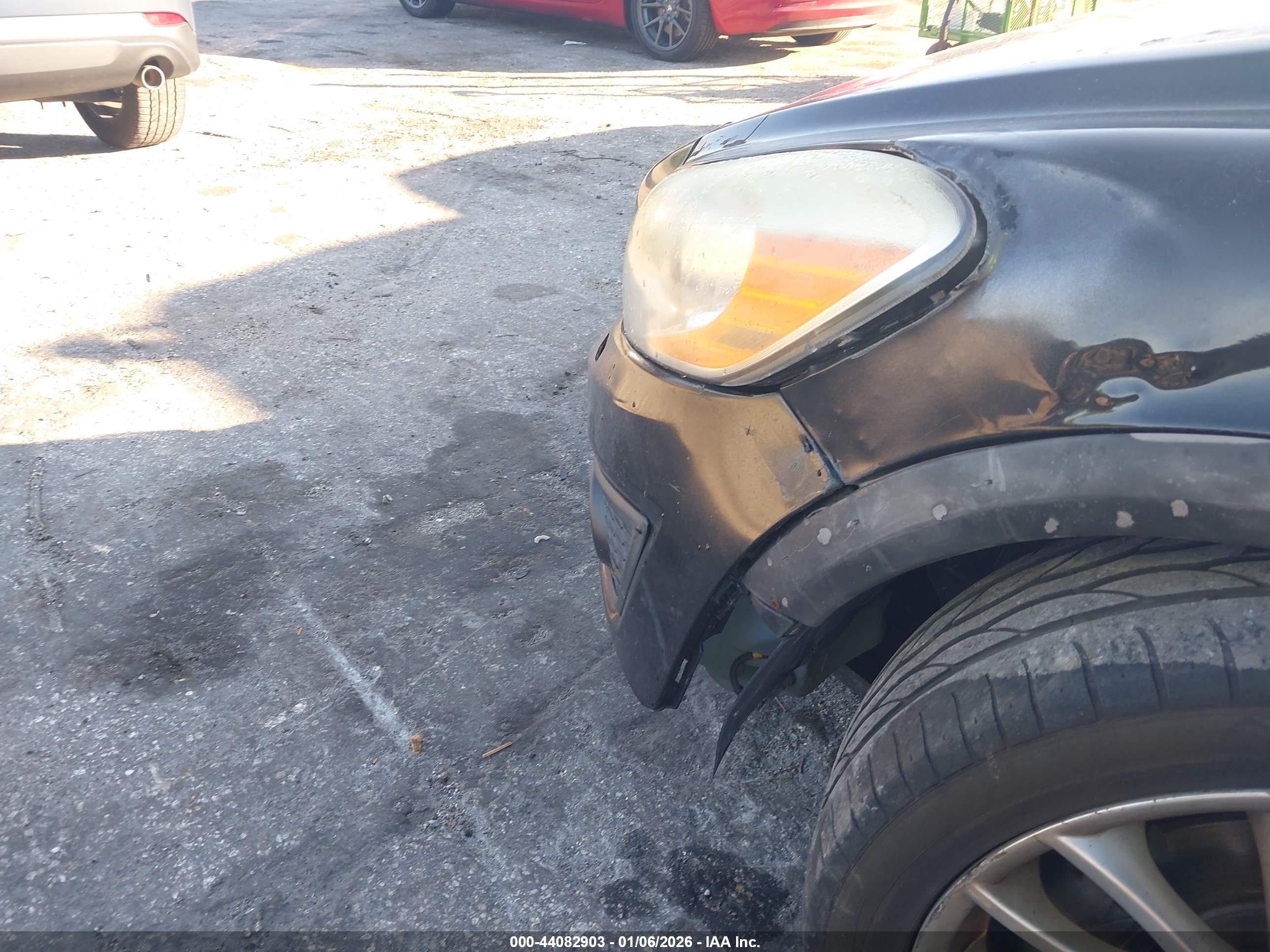 VOLVO C30 image 6