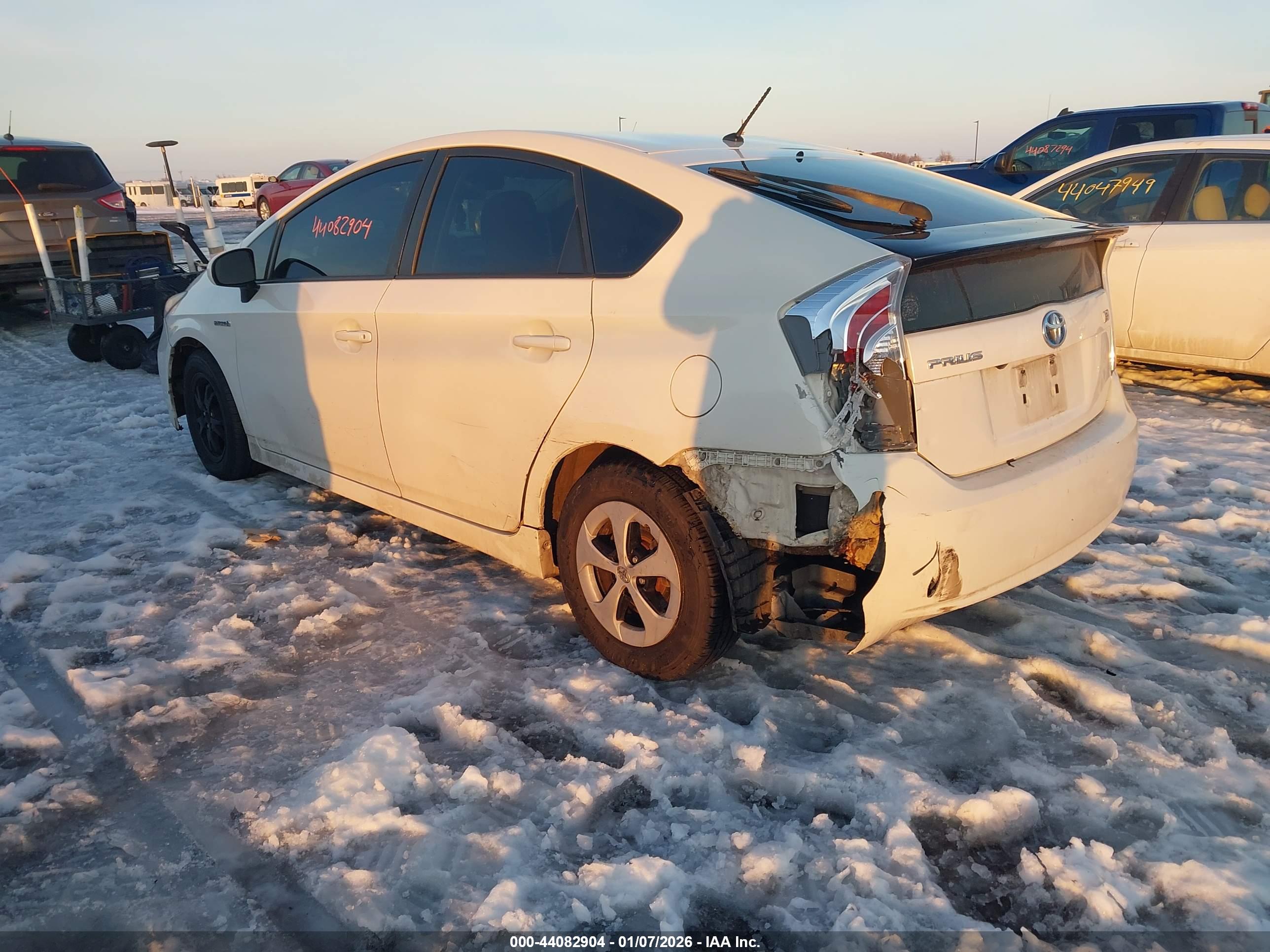 TOYOTA PRIUS image 3