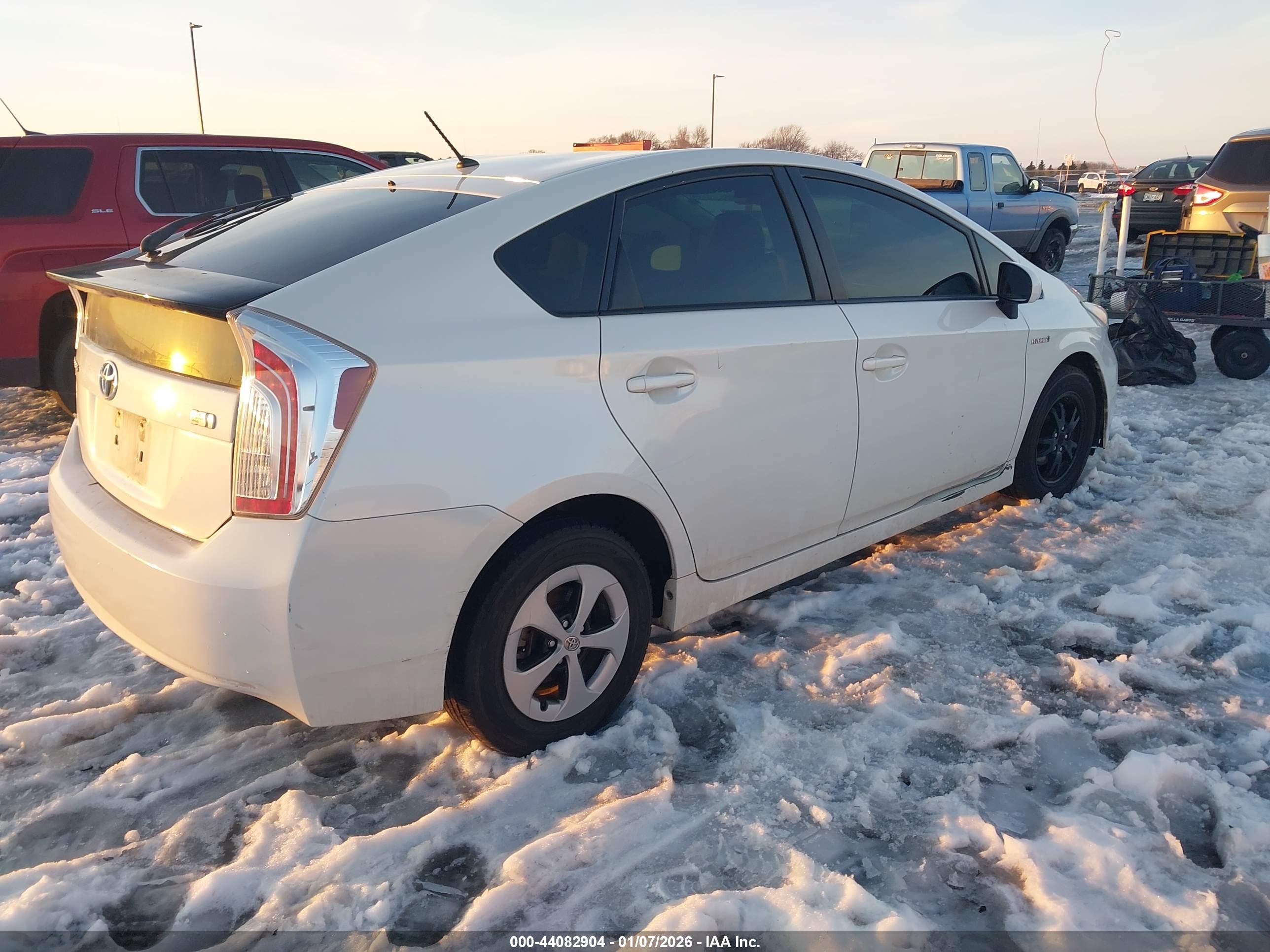 TOYOTA PRIUS image 4