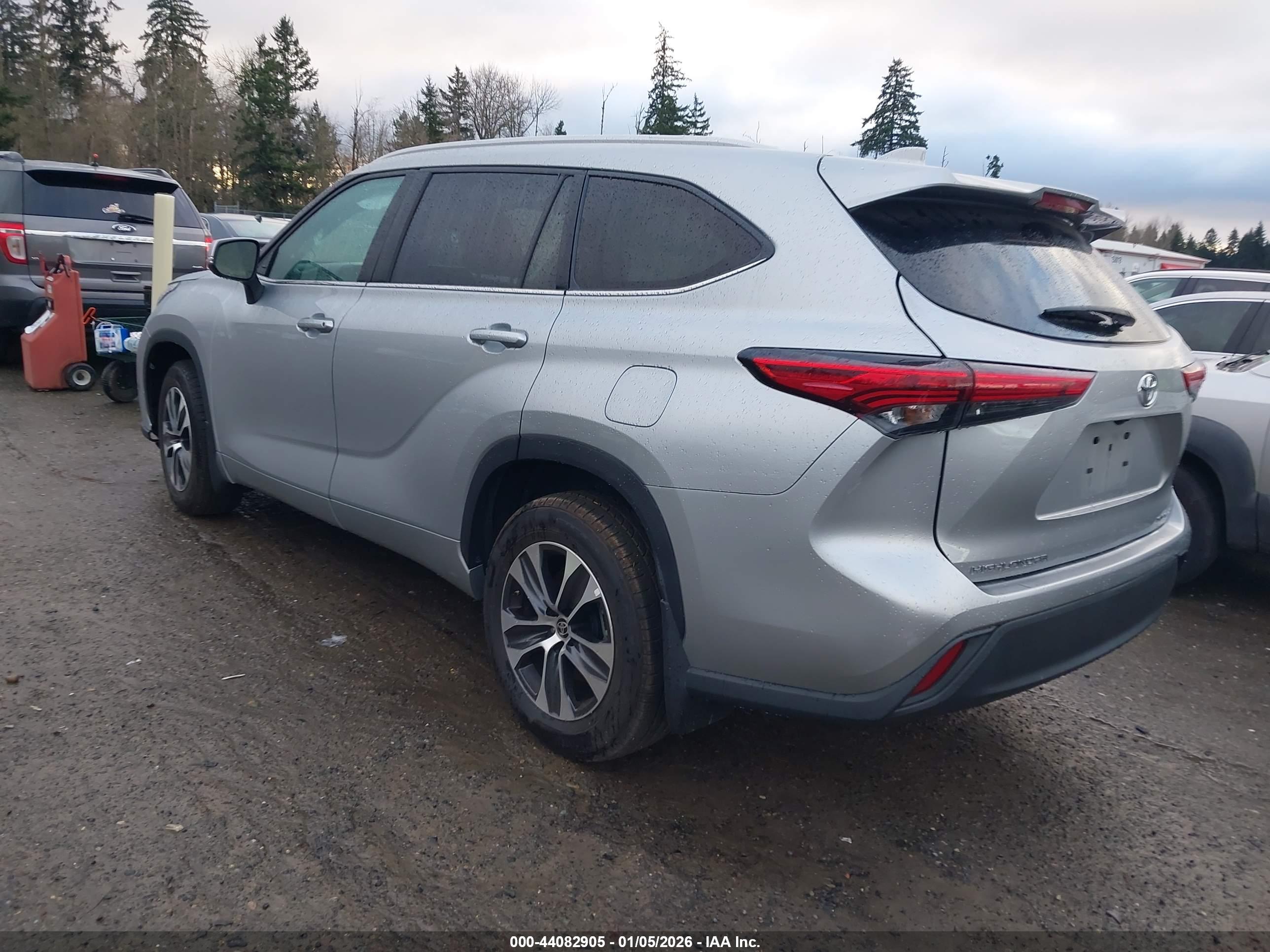 TOYOTA HIGHLANDER image 3