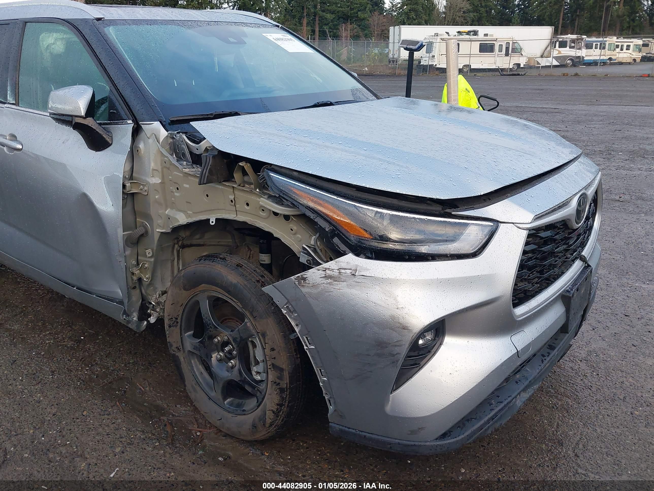 TOYOTA HIGHLANDER image 6