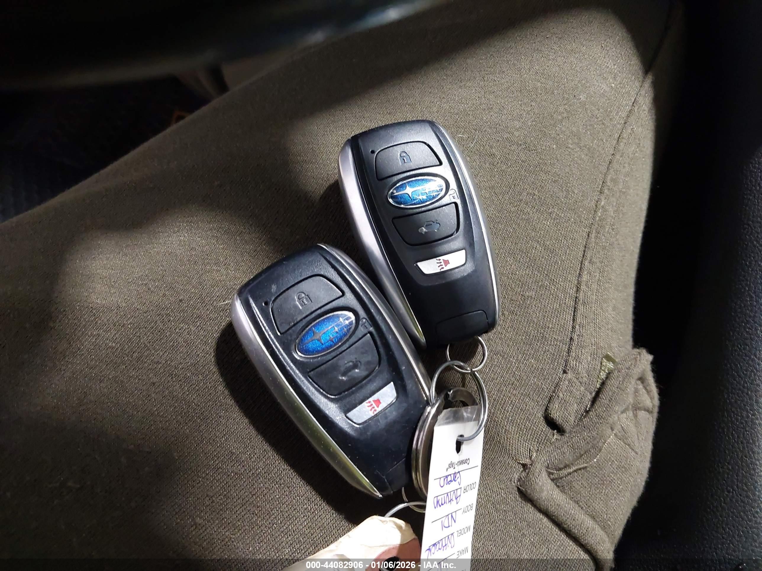 SUBARU OUTBACK image 11