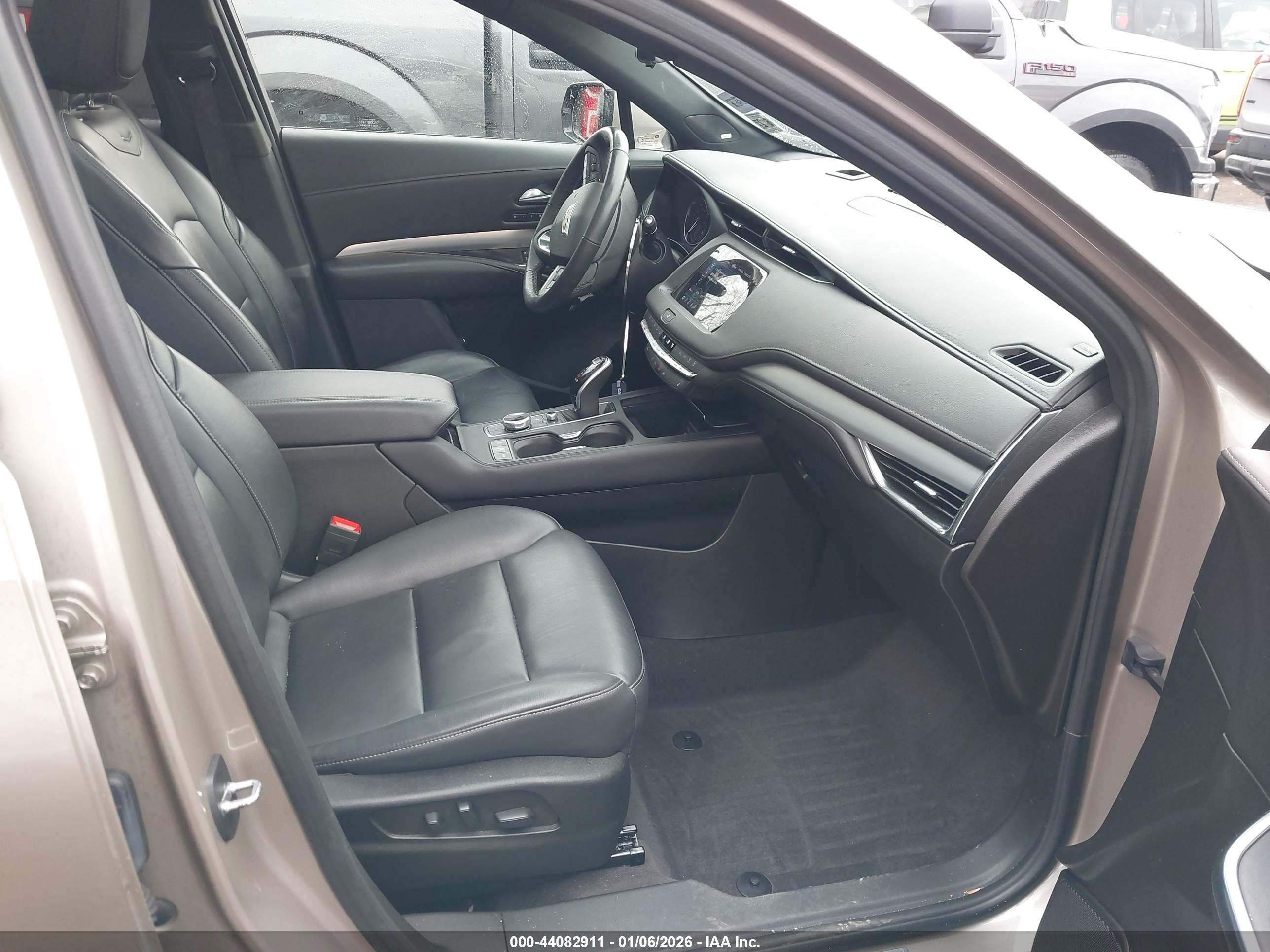 CADILLAC XT4 image 5