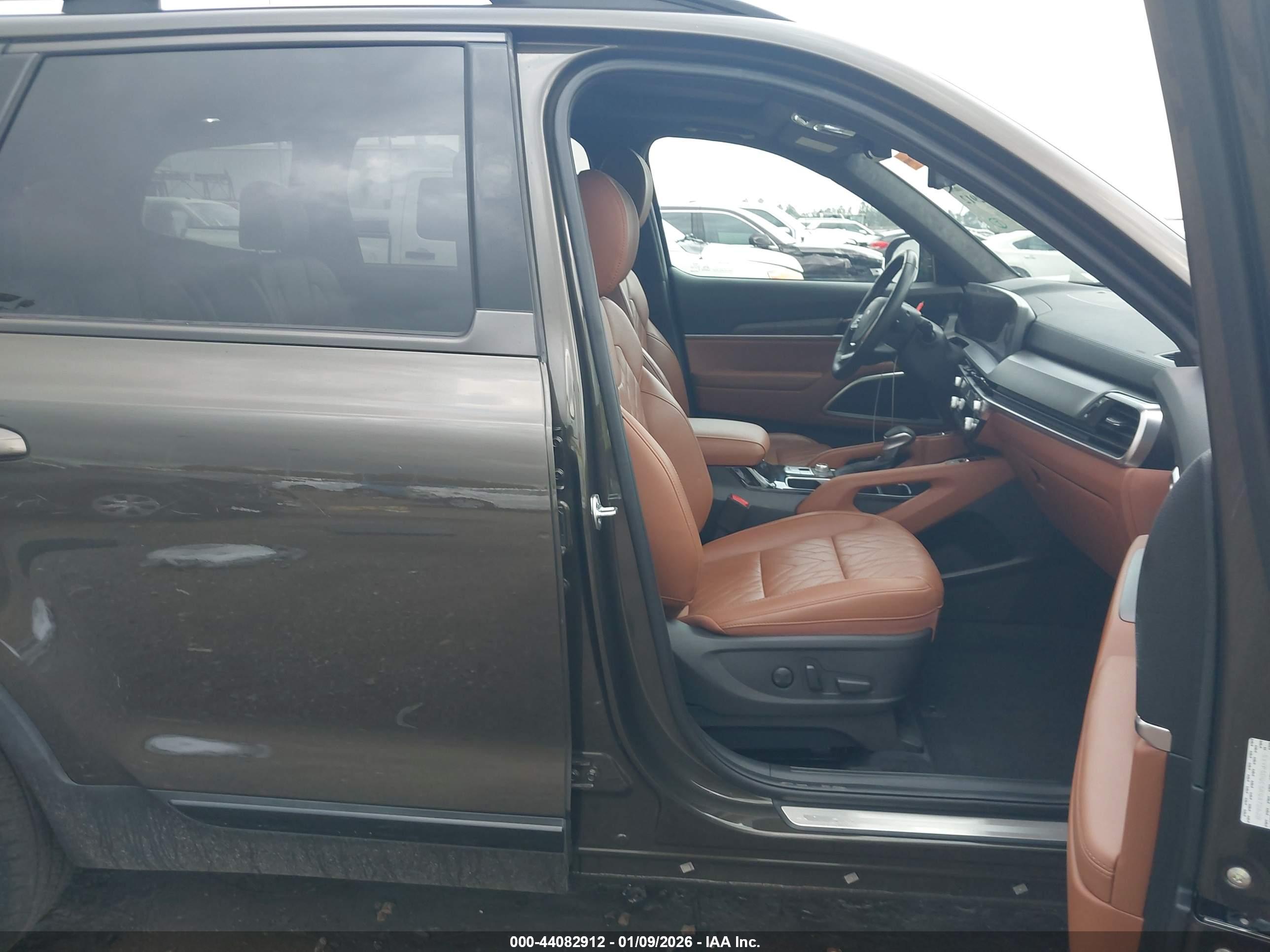 KIA TELLURIDE image 5