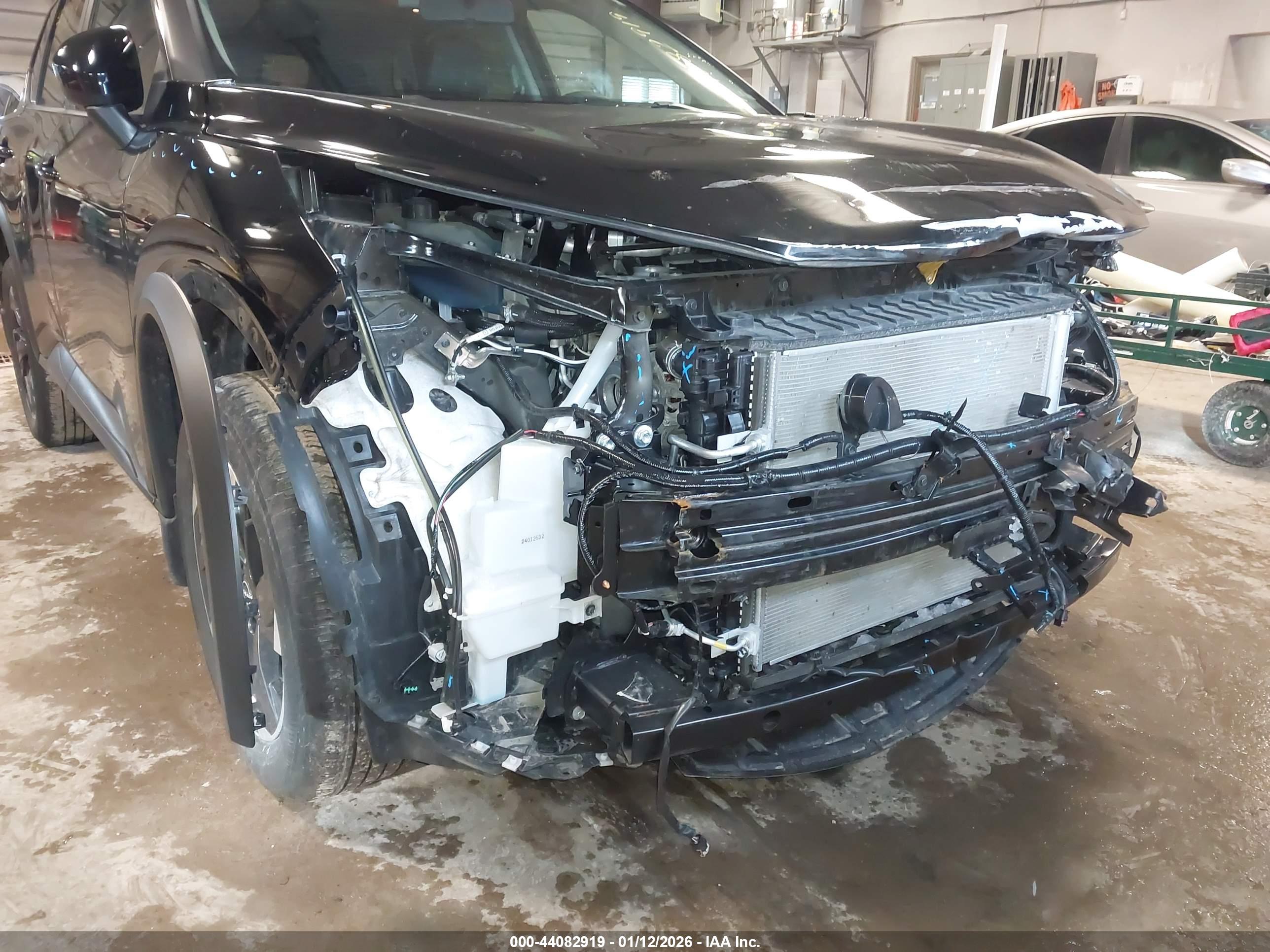 NISSAN ROGUE image 6