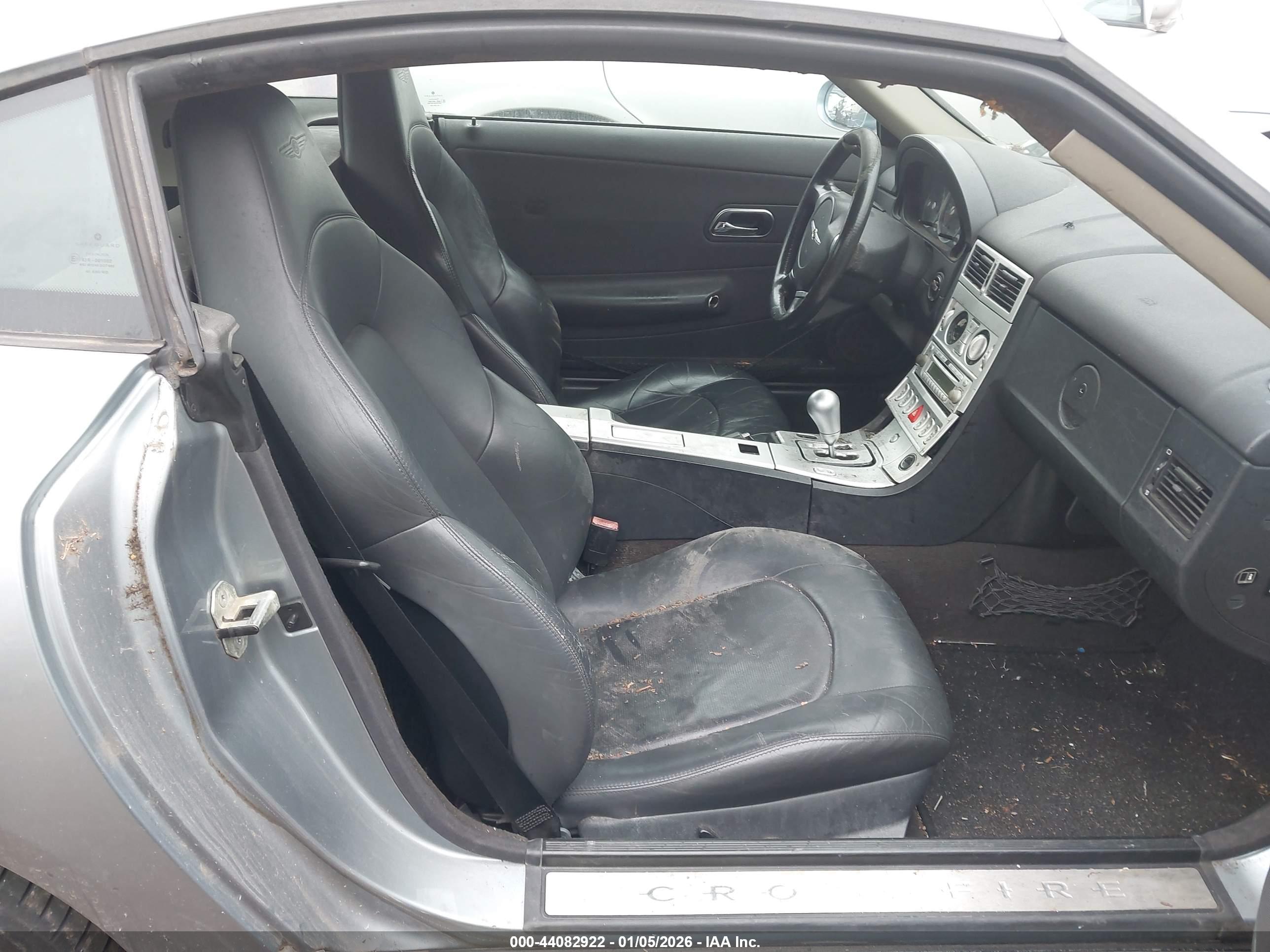 CHRYSLER CROSSFIRE image 8