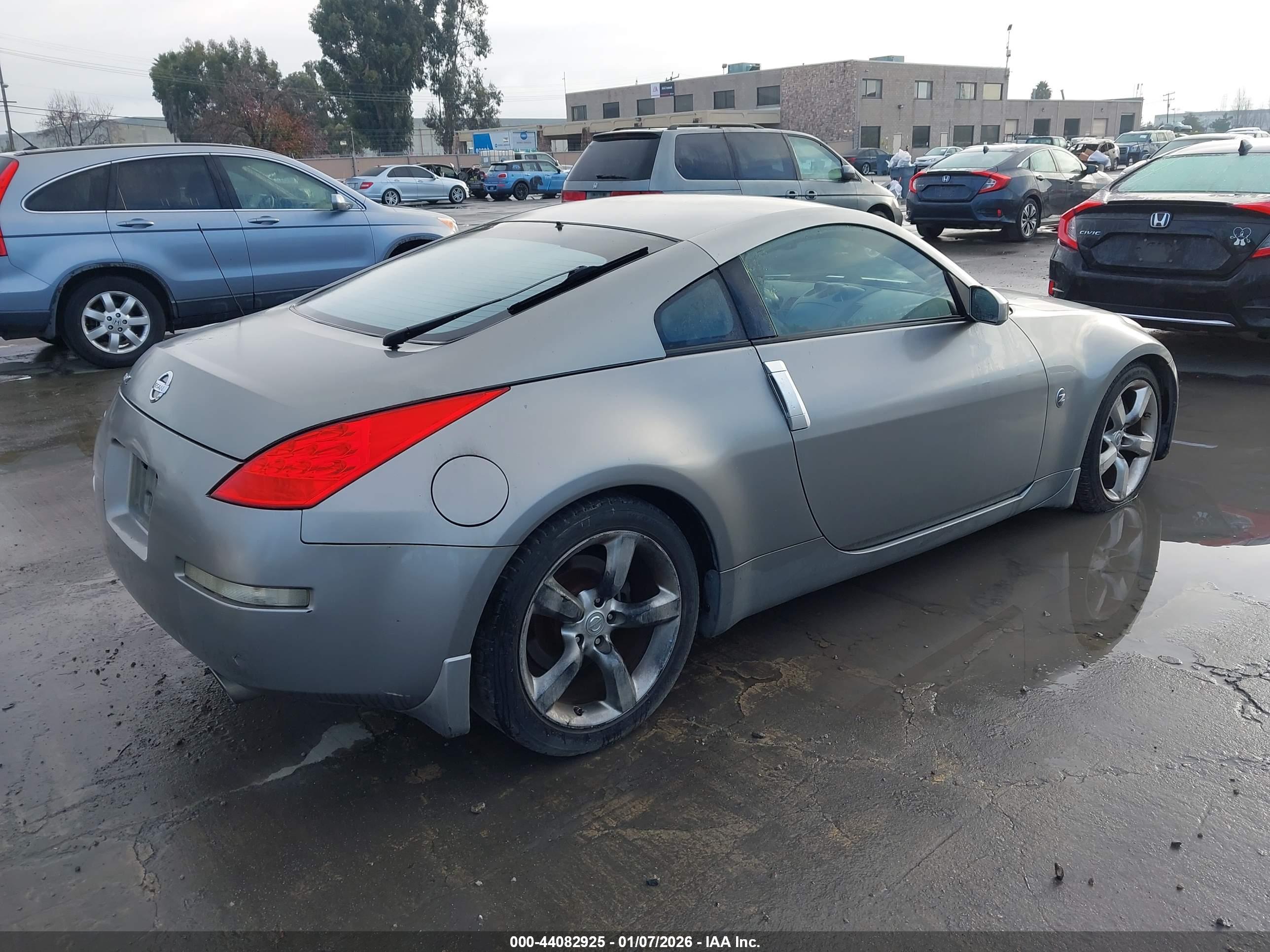 NISSAN 350Z image 4
