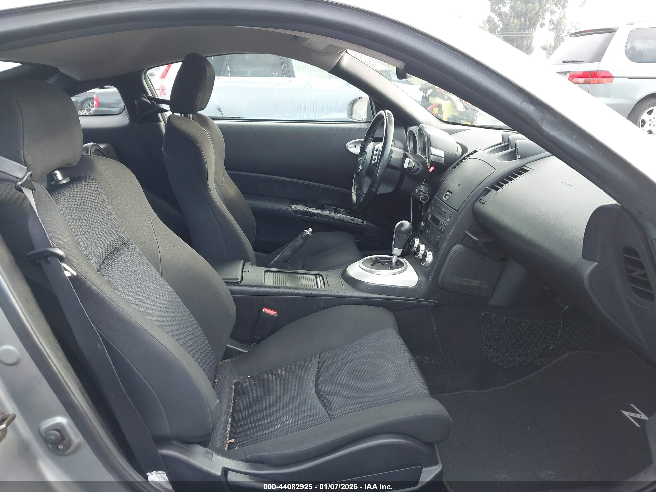 NISSAN 350Z image 5