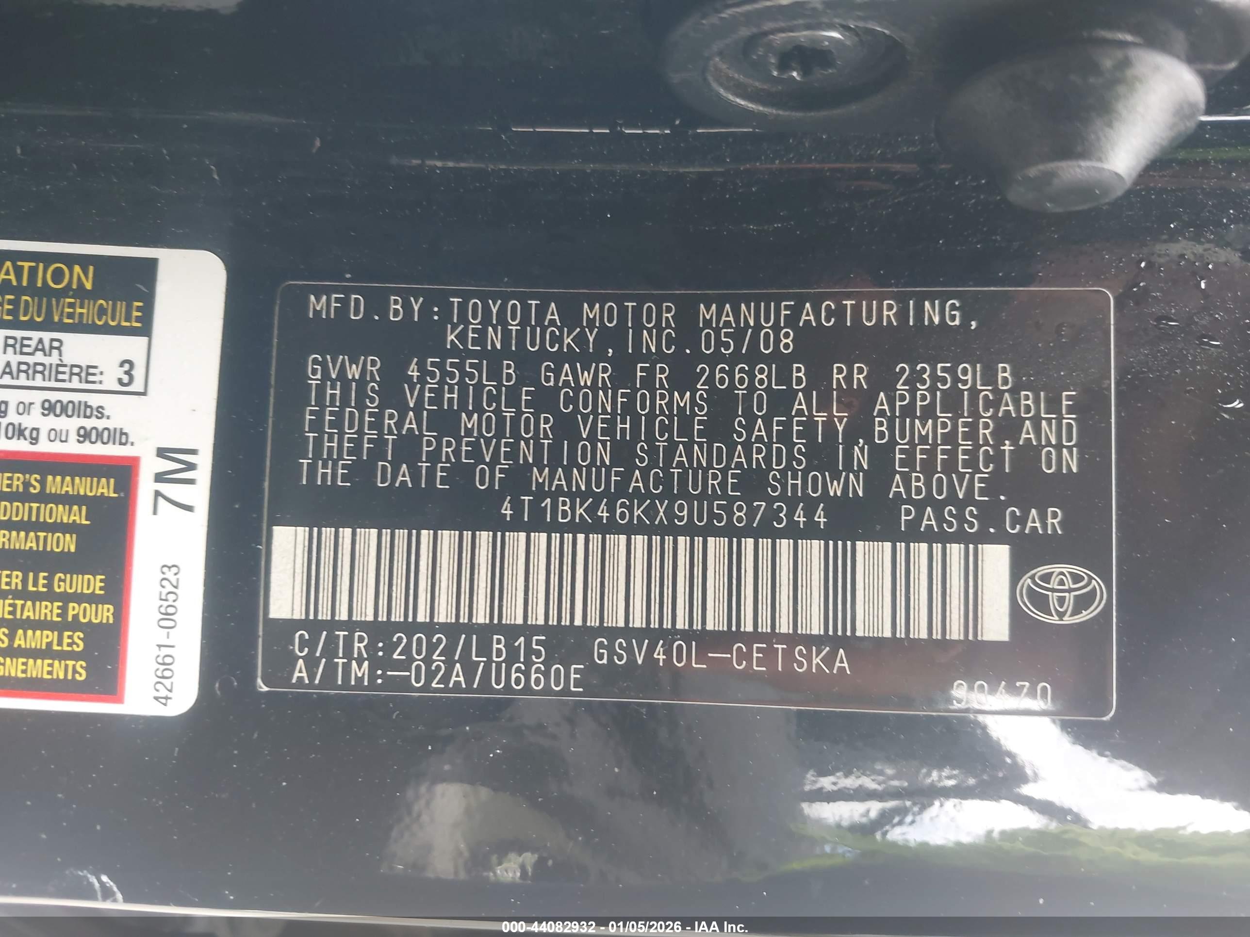TOYOTA CAMRY image 9