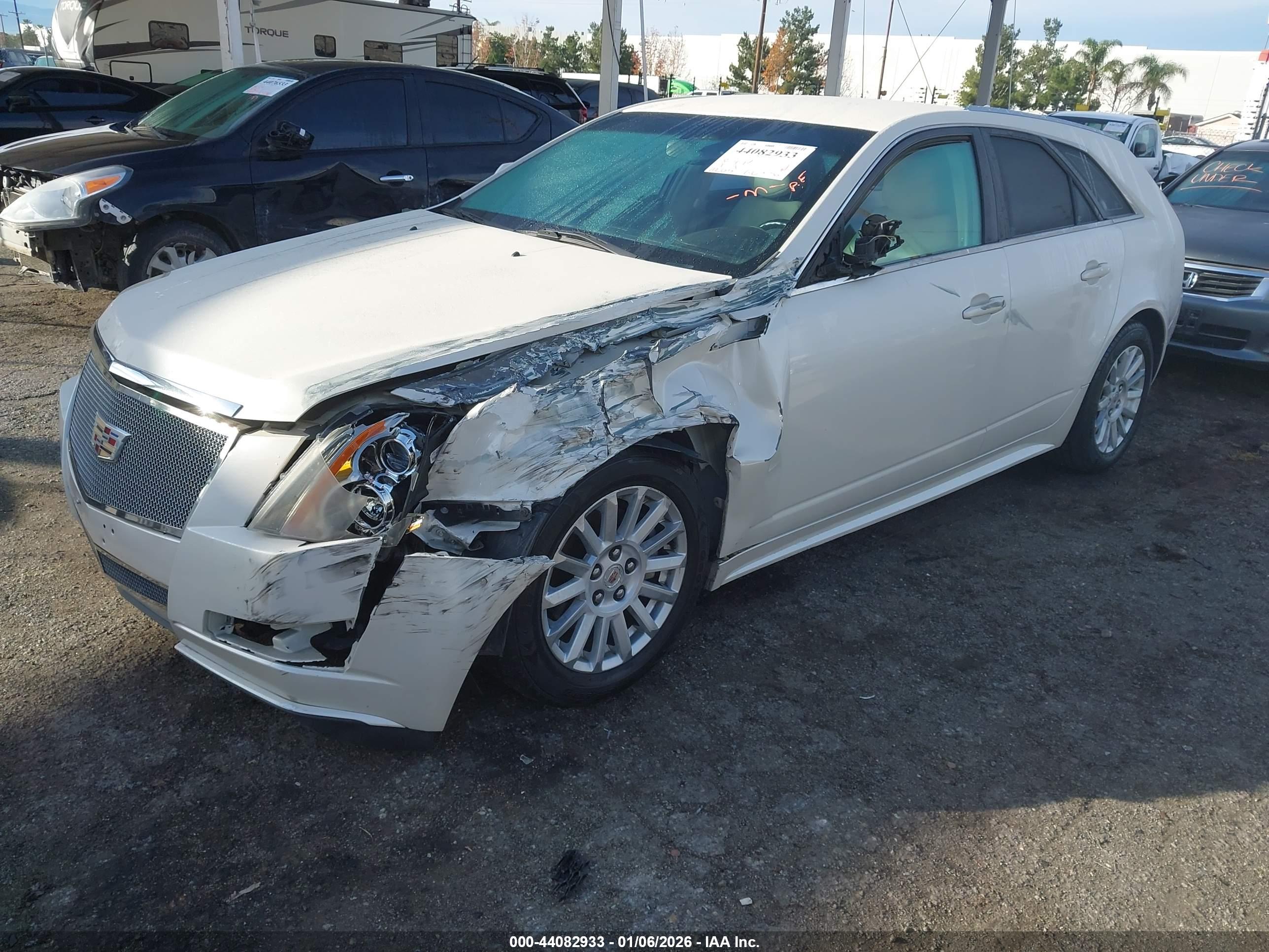 CADILLAC CTS image 2