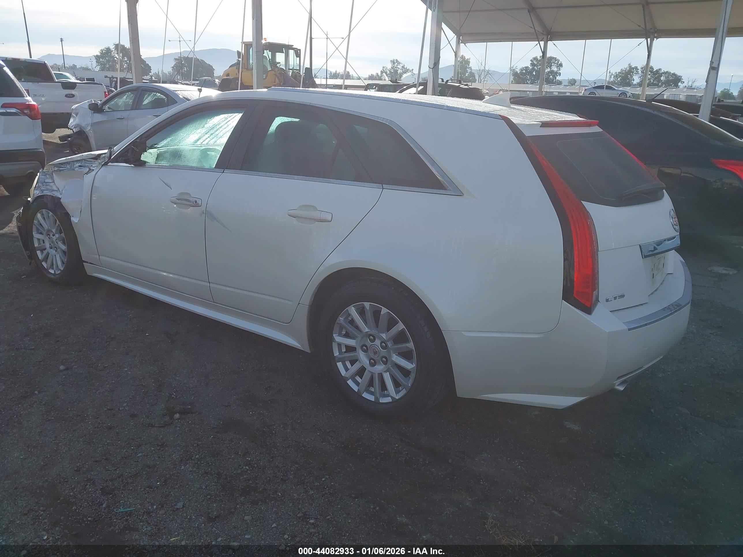 CADILLAC CTS image 3