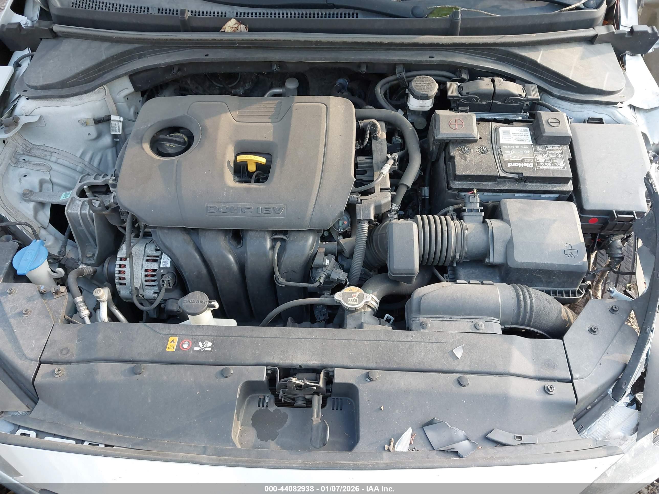 HYUNDAI ELANTRA image 10