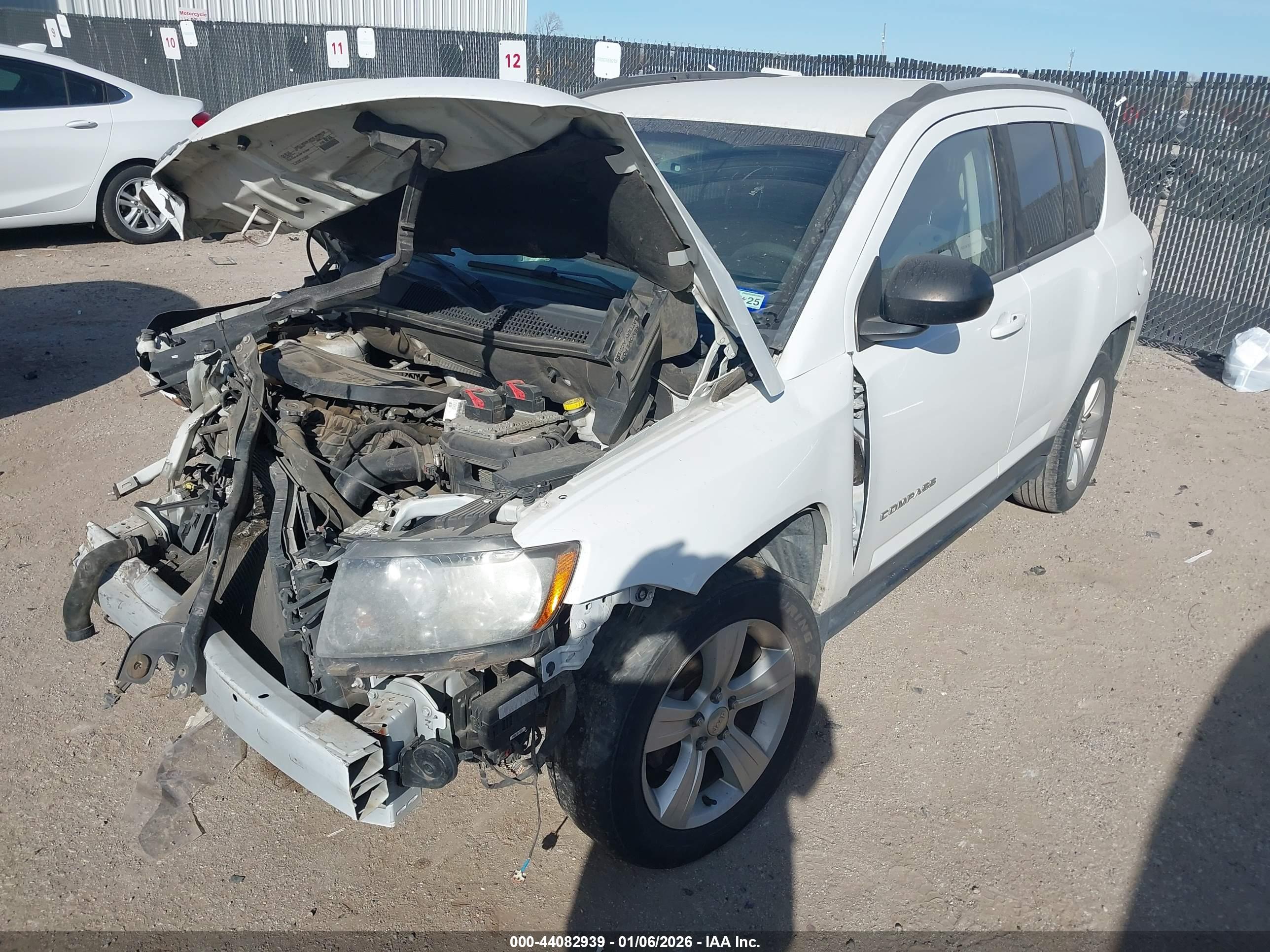 JEEP COMPASS image 2