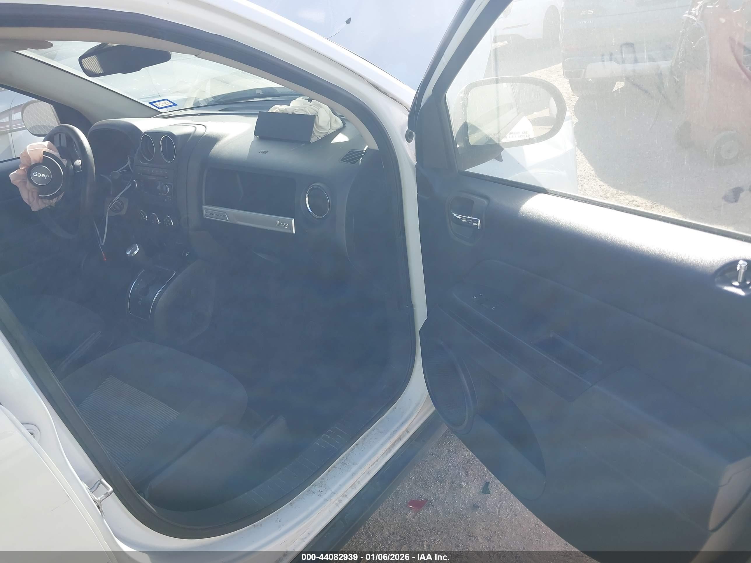 JEEP COMPASS image 5