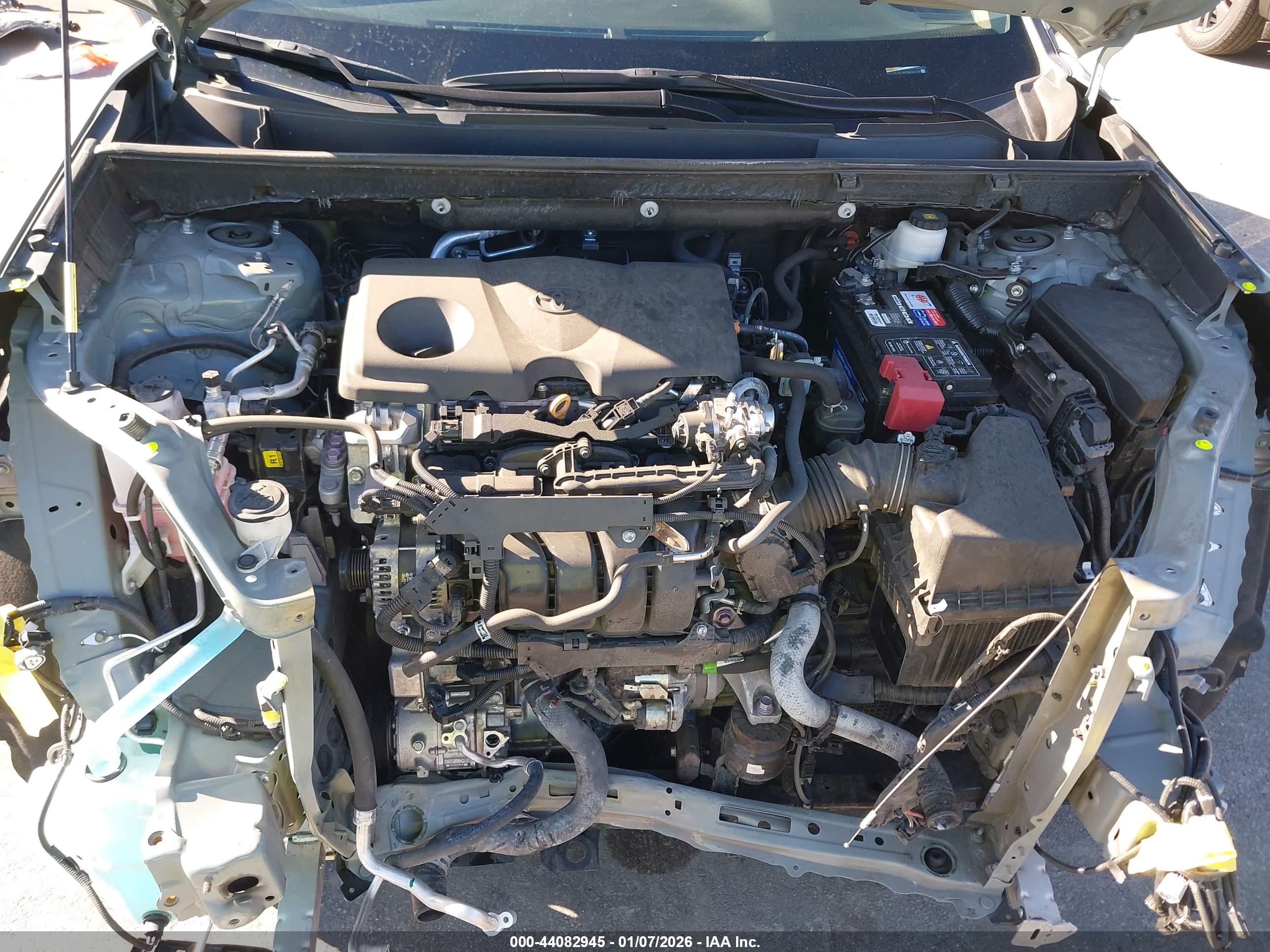 TOYOTA RAV4 image 10