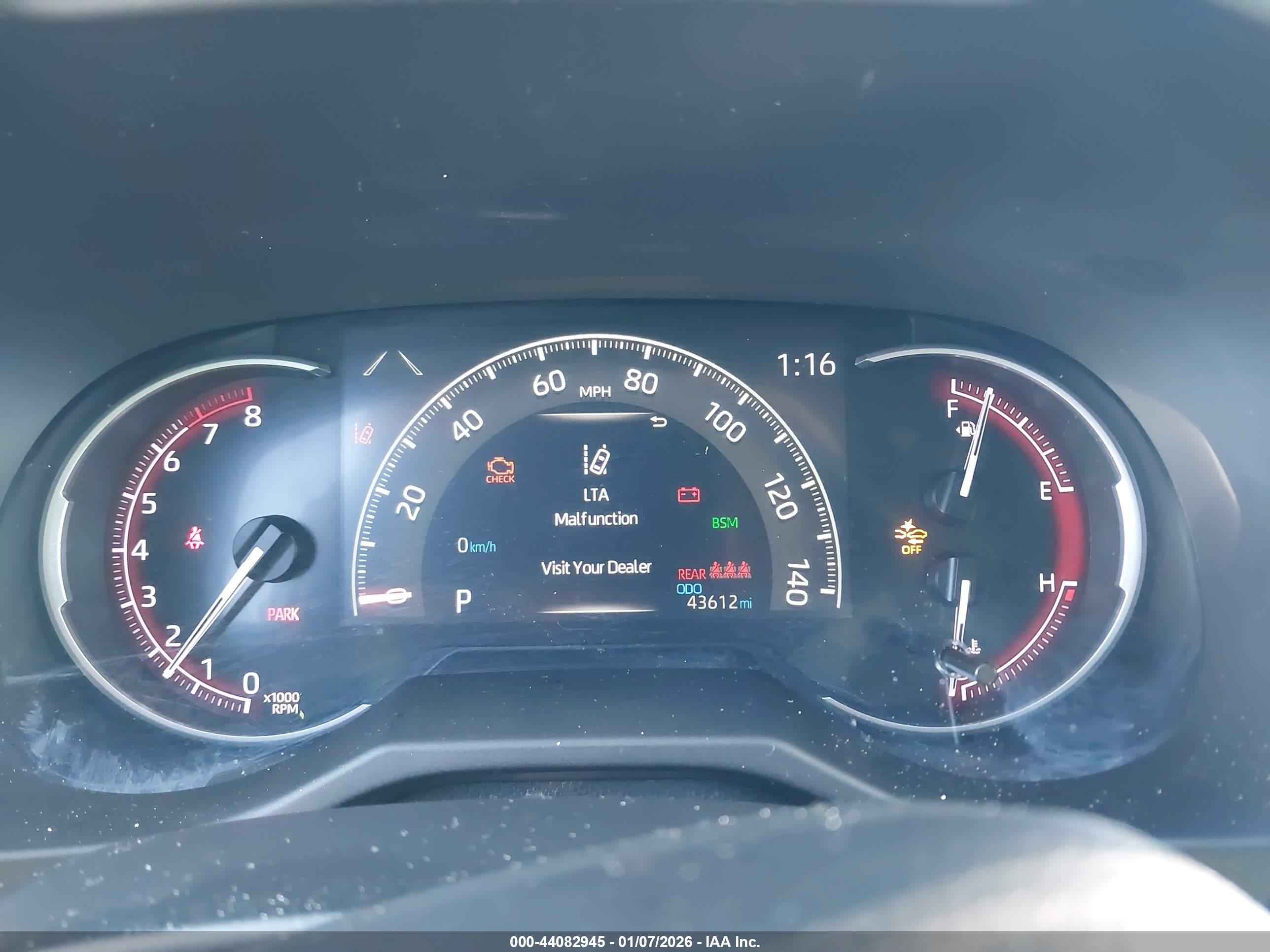 TOYOTA RAV4 image 7