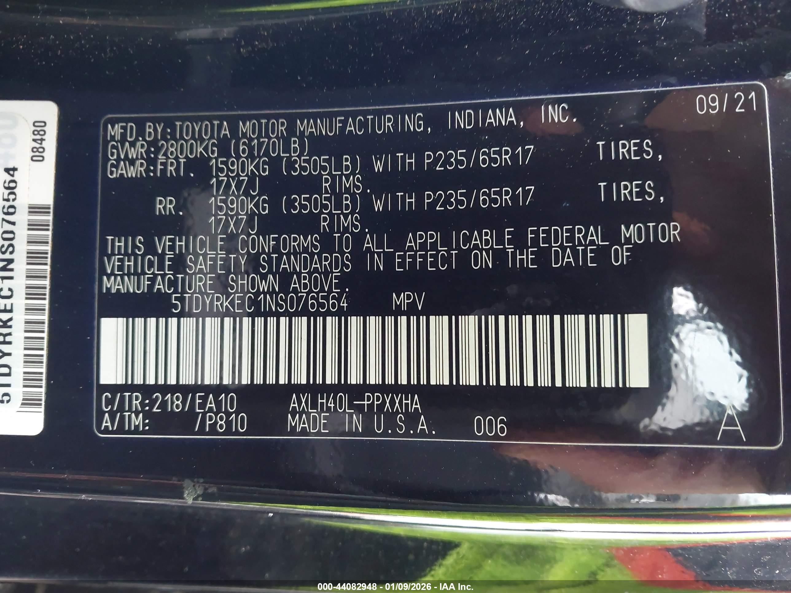 TOYOTA SIENNA image 9