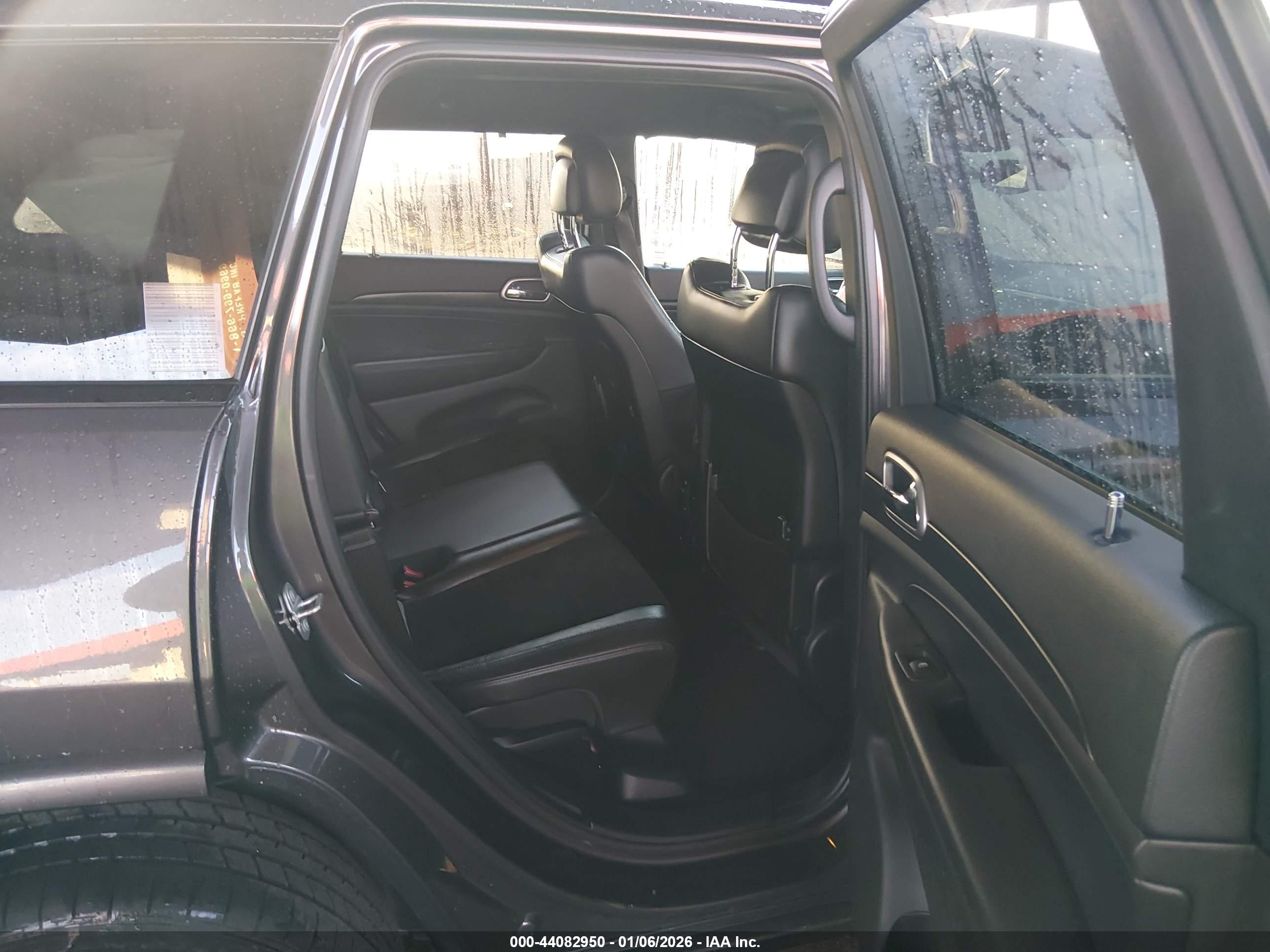JEEP GRAND image 8